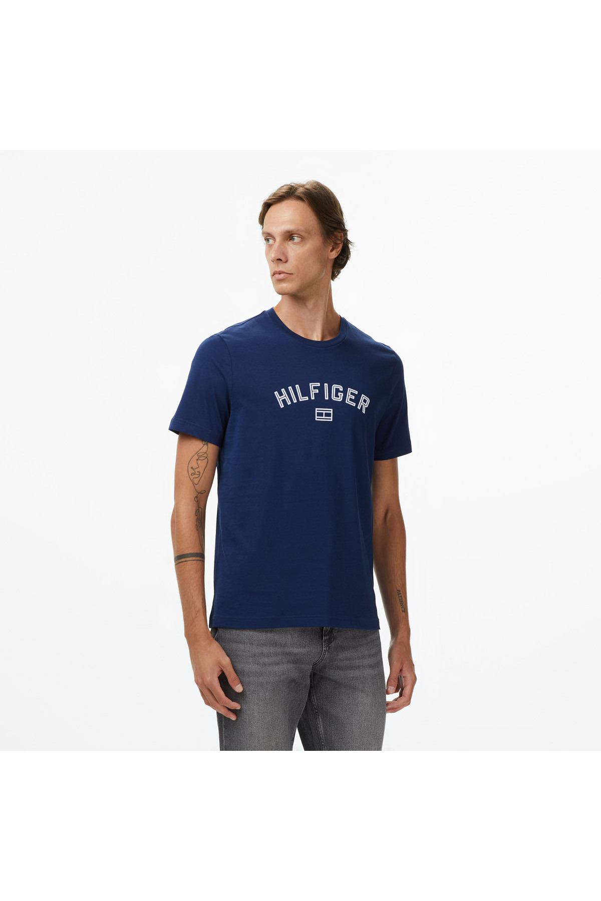تامی هیلفیگر تی‌شرت آستین کوتاه مردانه طرح لوگودار نخی یقه گرد MW0MW39357-C7