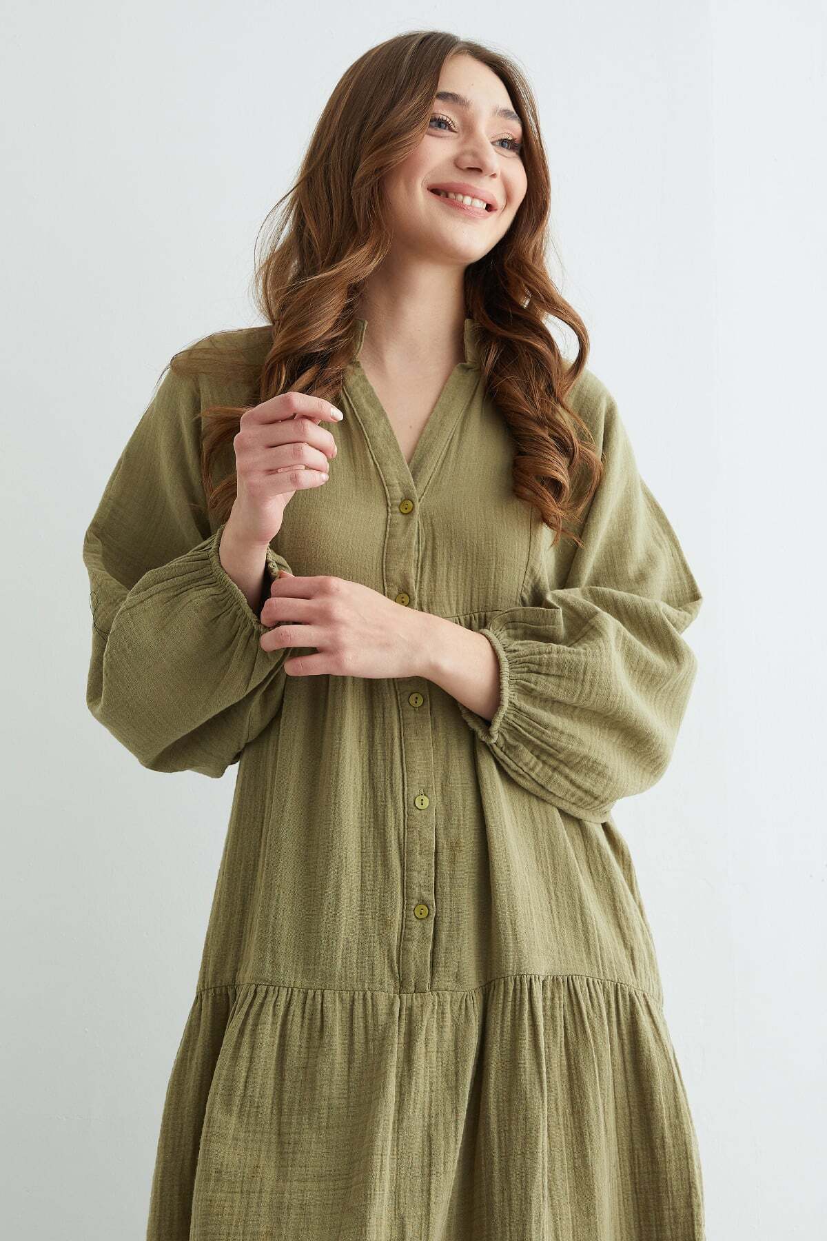 Fullamoda  Fullamodest Yarım Düğmeli Hakim Yaka Müslin Elbise - Görsel 3