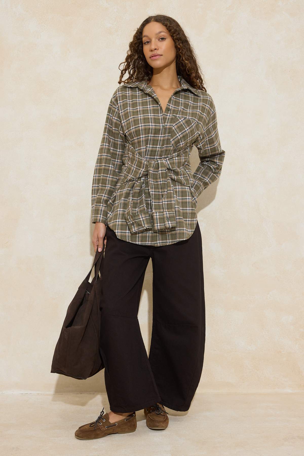 Trendyolmilla  Yeşil Ekoseli Belden Bağlamalı Flanel Gömlek TWOAW26GO00156 - Görsel 2