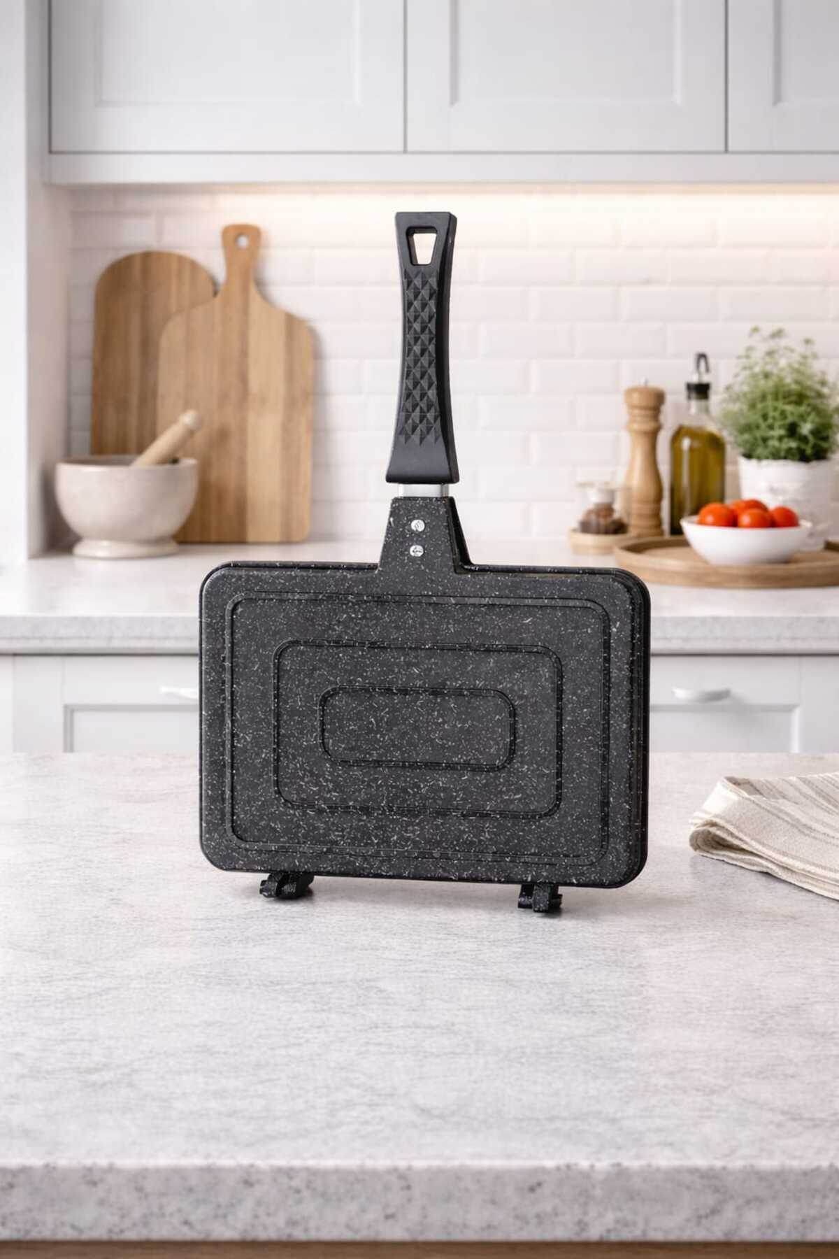 Inner and Outer Granite Casting Cooker Top Hand Toaster