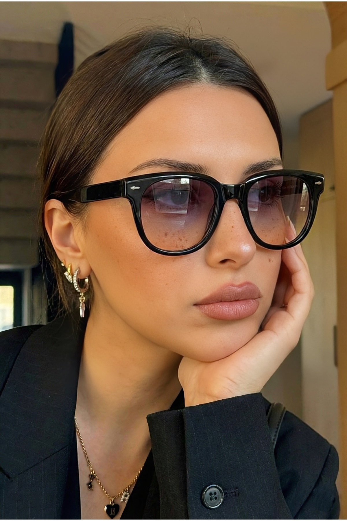 Eyesofia Mimosa Unısex Siyah Füme Cam Güneş Gözlüğü görsel 2