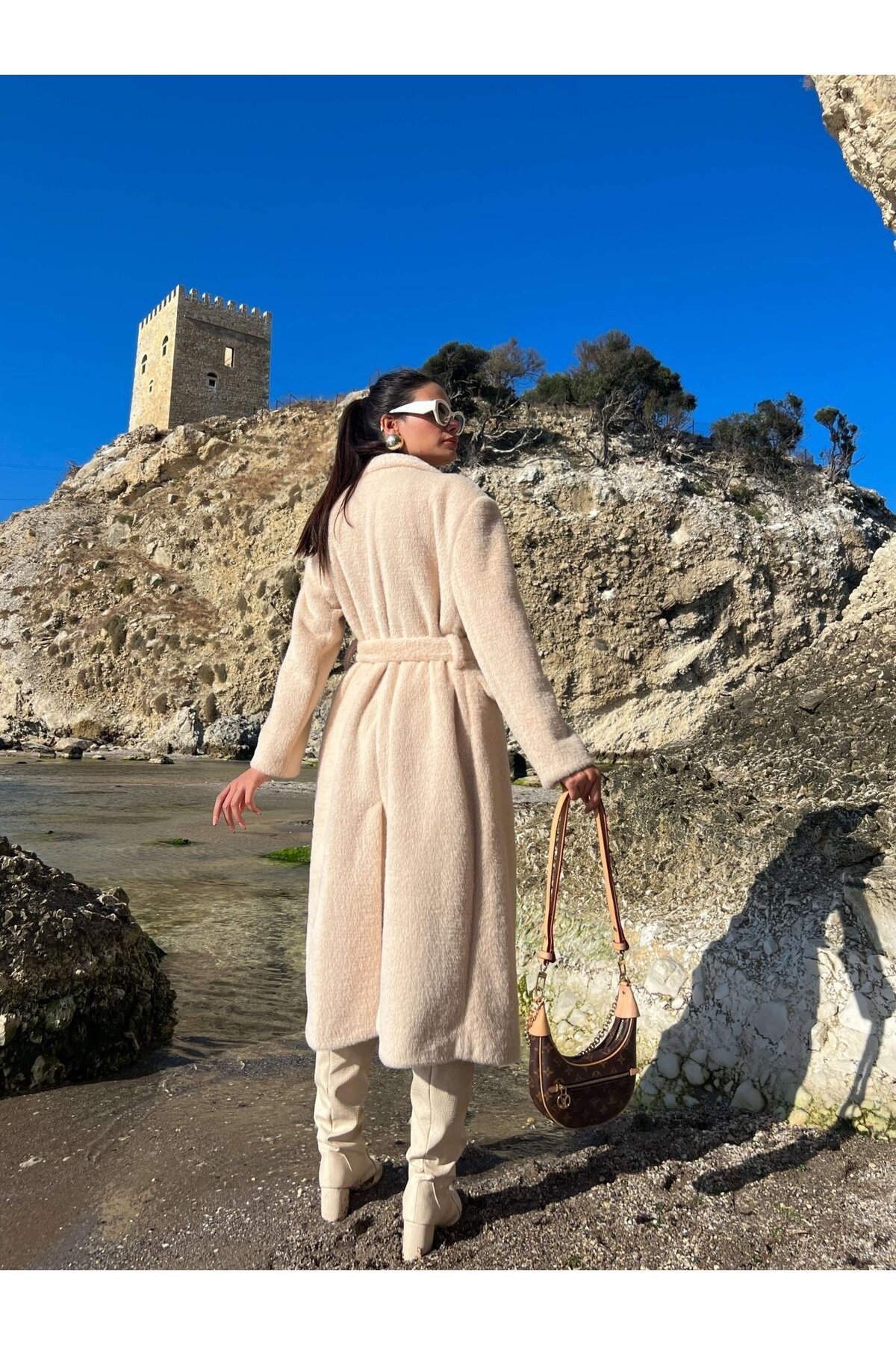 manana fashion Alpaka Kumaş %78 Yün Bej Uzun Kuşaklı Kaban görsel 6