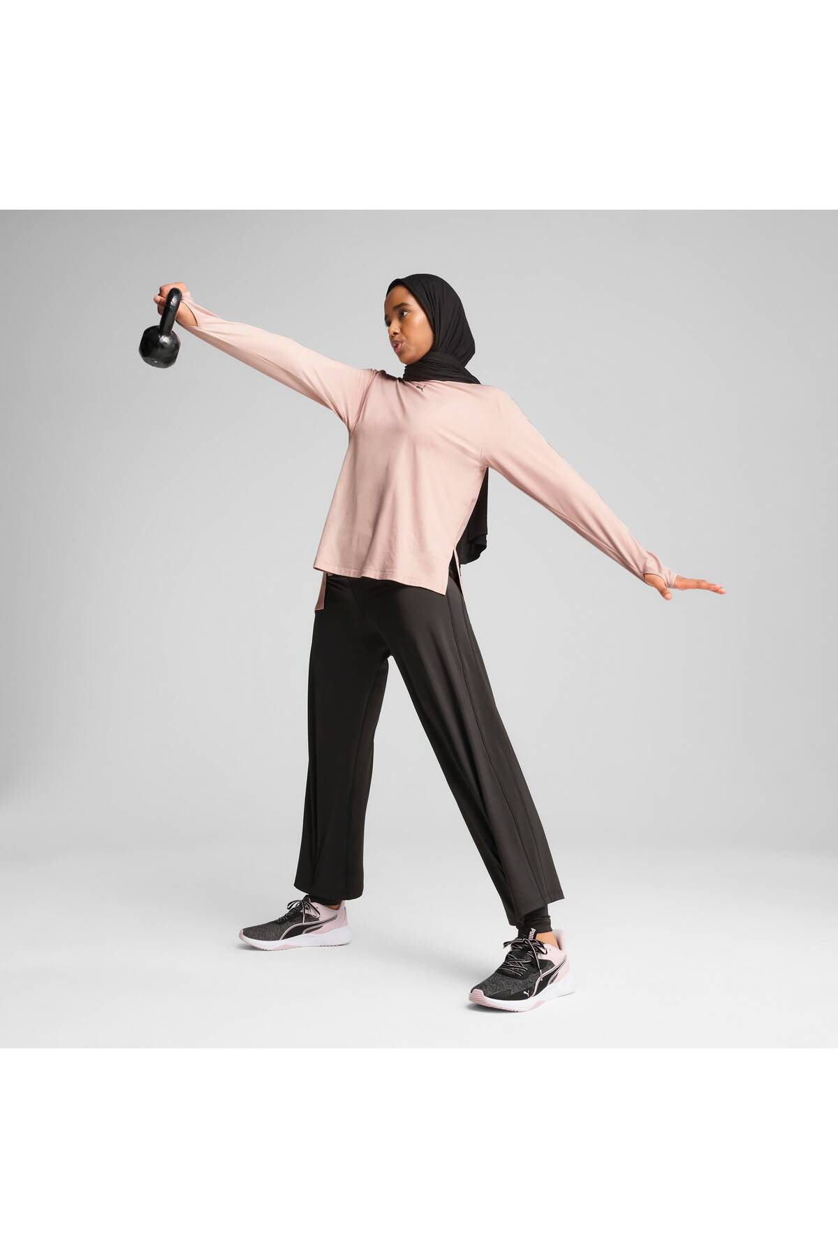 Puma MODEST OVERSIZED TEE Rose Quartz görsel 4