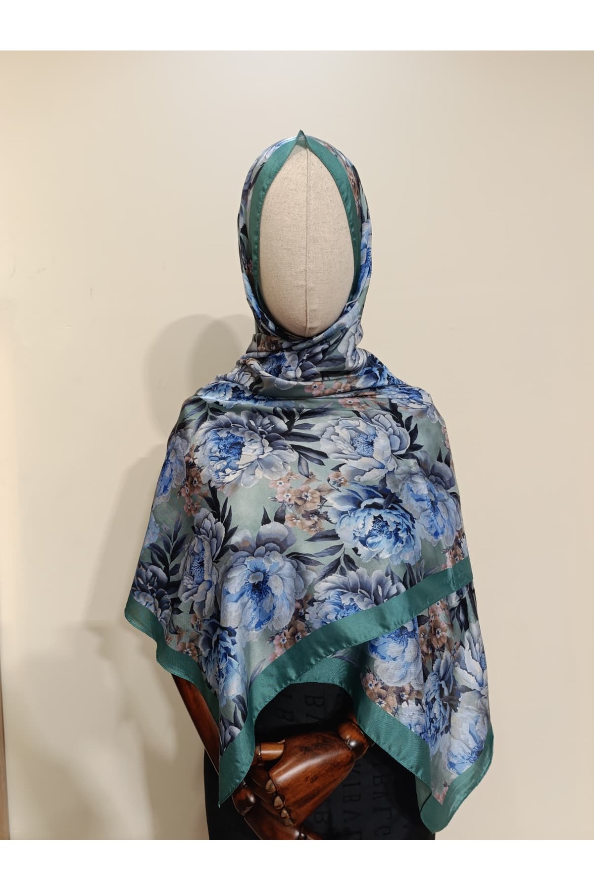 Flower Patterned Khaki/Blue Soft Shawl