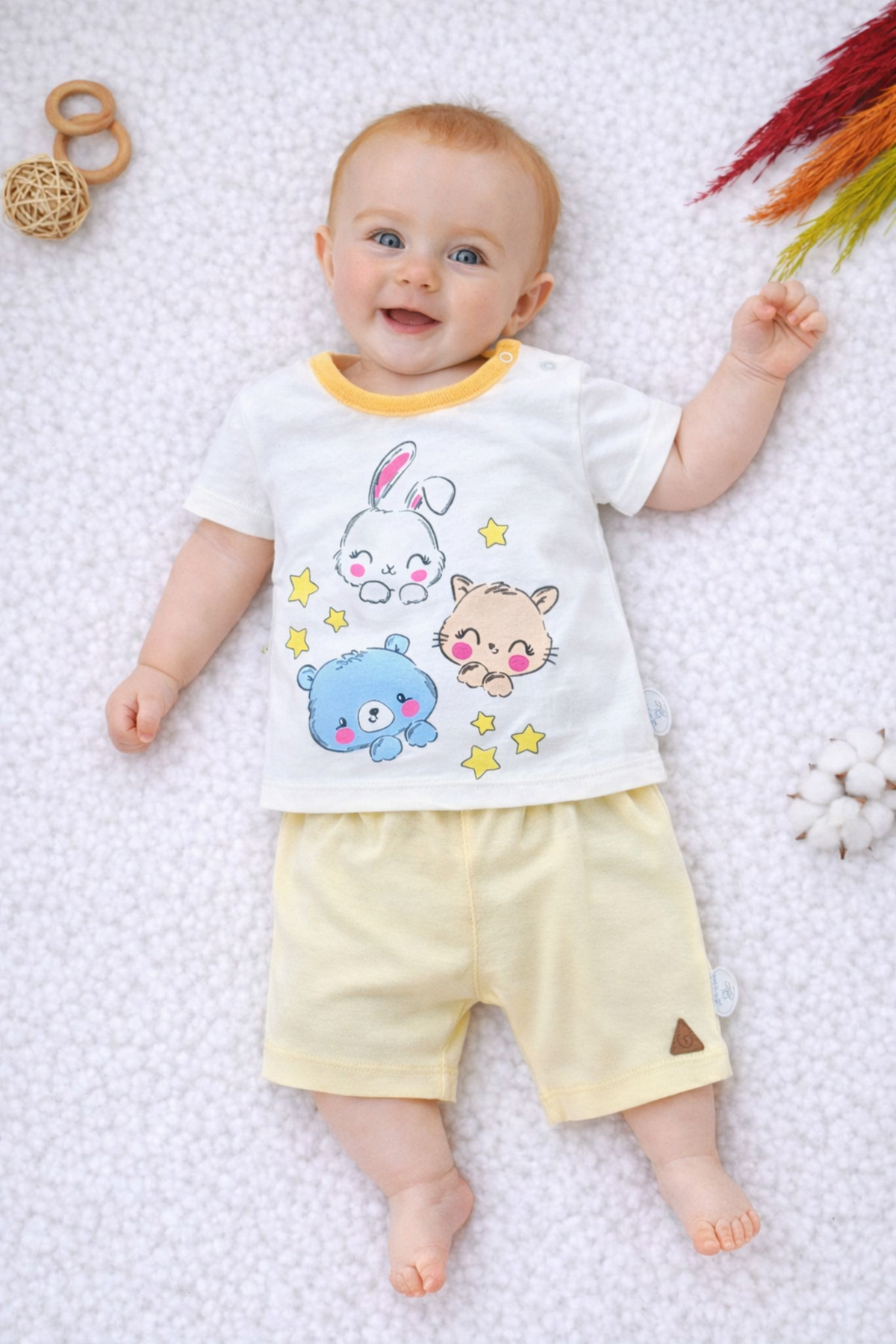 2pcs Baby Girl/Boy Bottom Top Set - Yellow & Animal Patterned Soft Baby Set - Friends Show