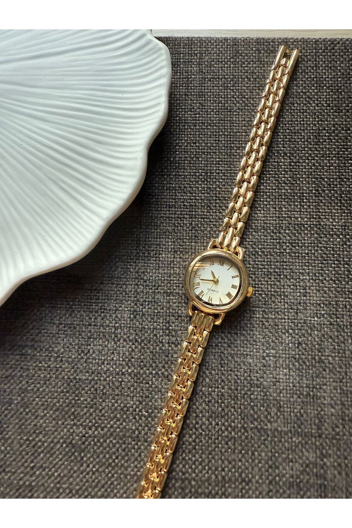 rubsey  Retro Minimal Metal Kordon Vintage Kadın Kol Saati Minik - Görsel 5