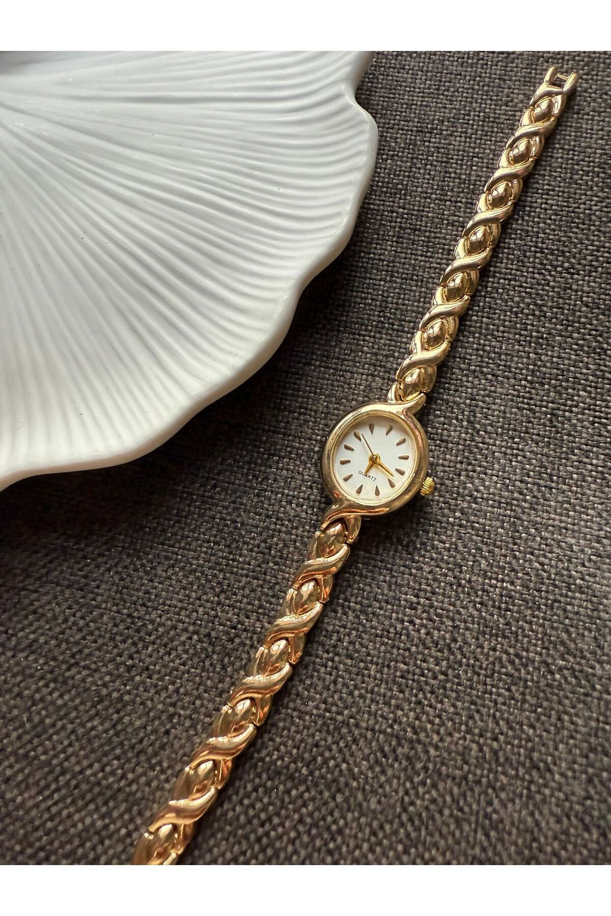 rubsey  Retro Minimal Metal Kordon Vintage Kadın Kol Saati İki Renk - Görsel 6