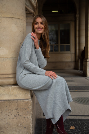 Ferraro A.Gri Arkadan Yırtmaçlı Tam Boy Kaşmirli Uzun Kollu Kadın Triko Elbise