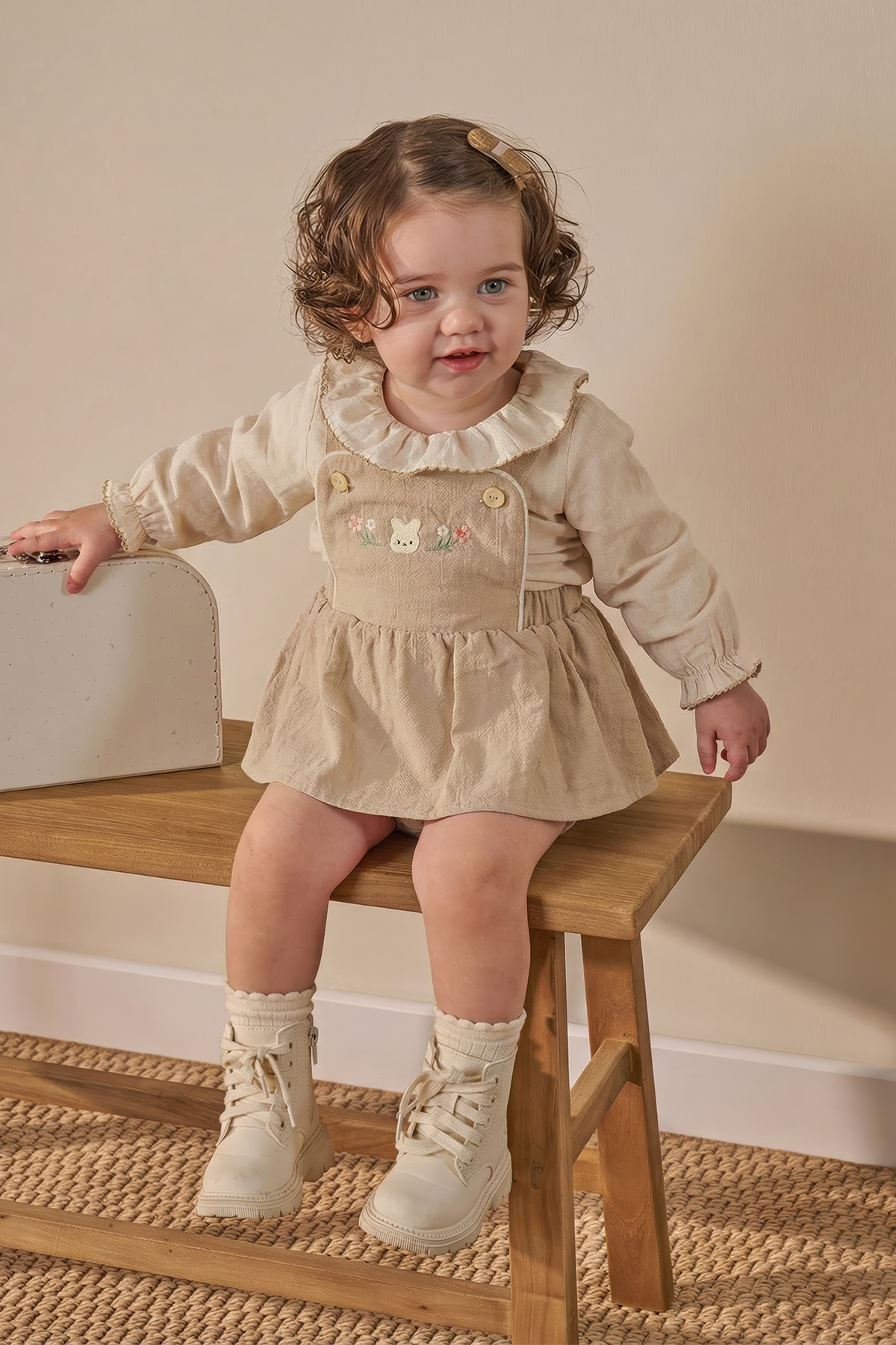 Minipodyum Gömlekli Nakış Detaylı Bayramlık Kız Bebek Salopet Elbise fotoğrafı 2 (önizleme)