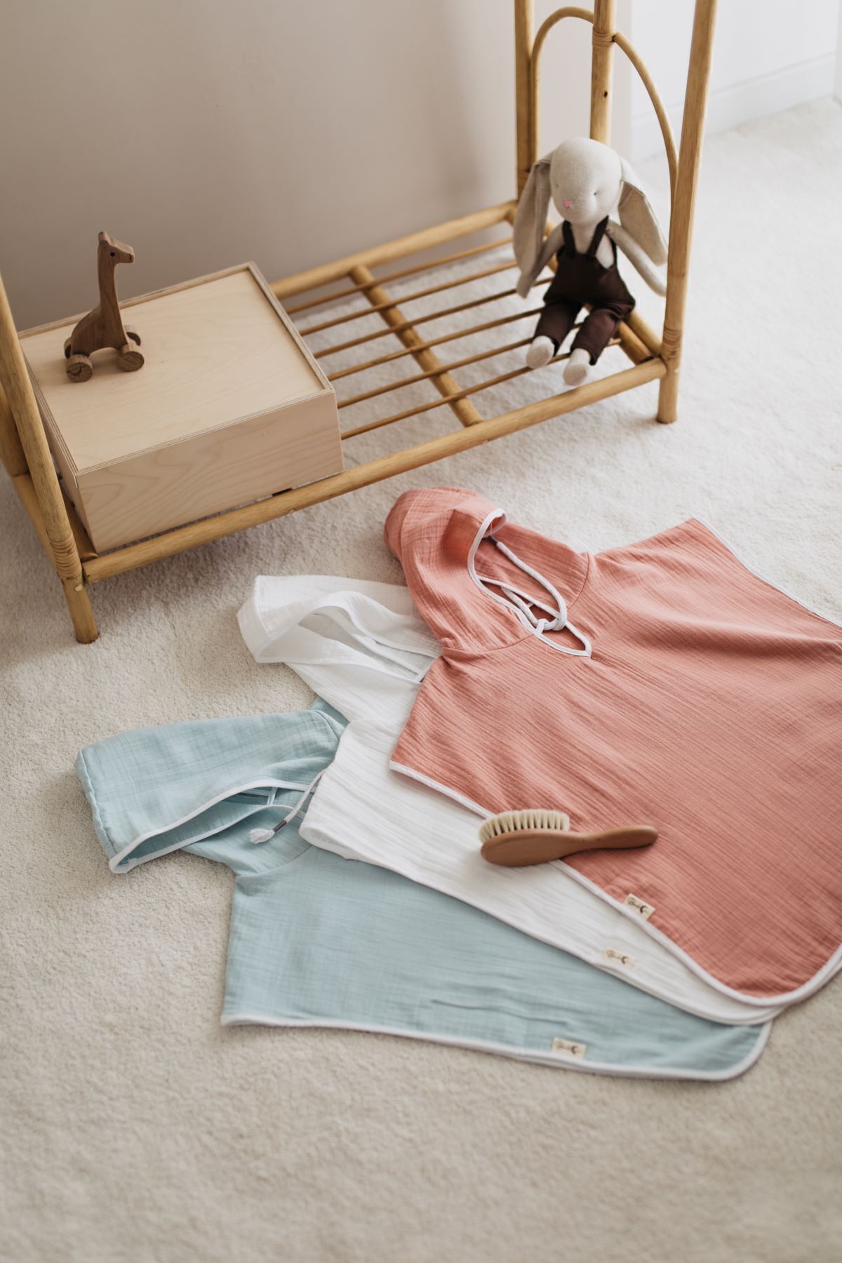 Bedeca %100 Organik Pamuk Müslin Panço - Kız Erkek Bebek Çocuk Panço, Plaj Pançosu, Bornoz fotoğrafı 3 (önizleme)