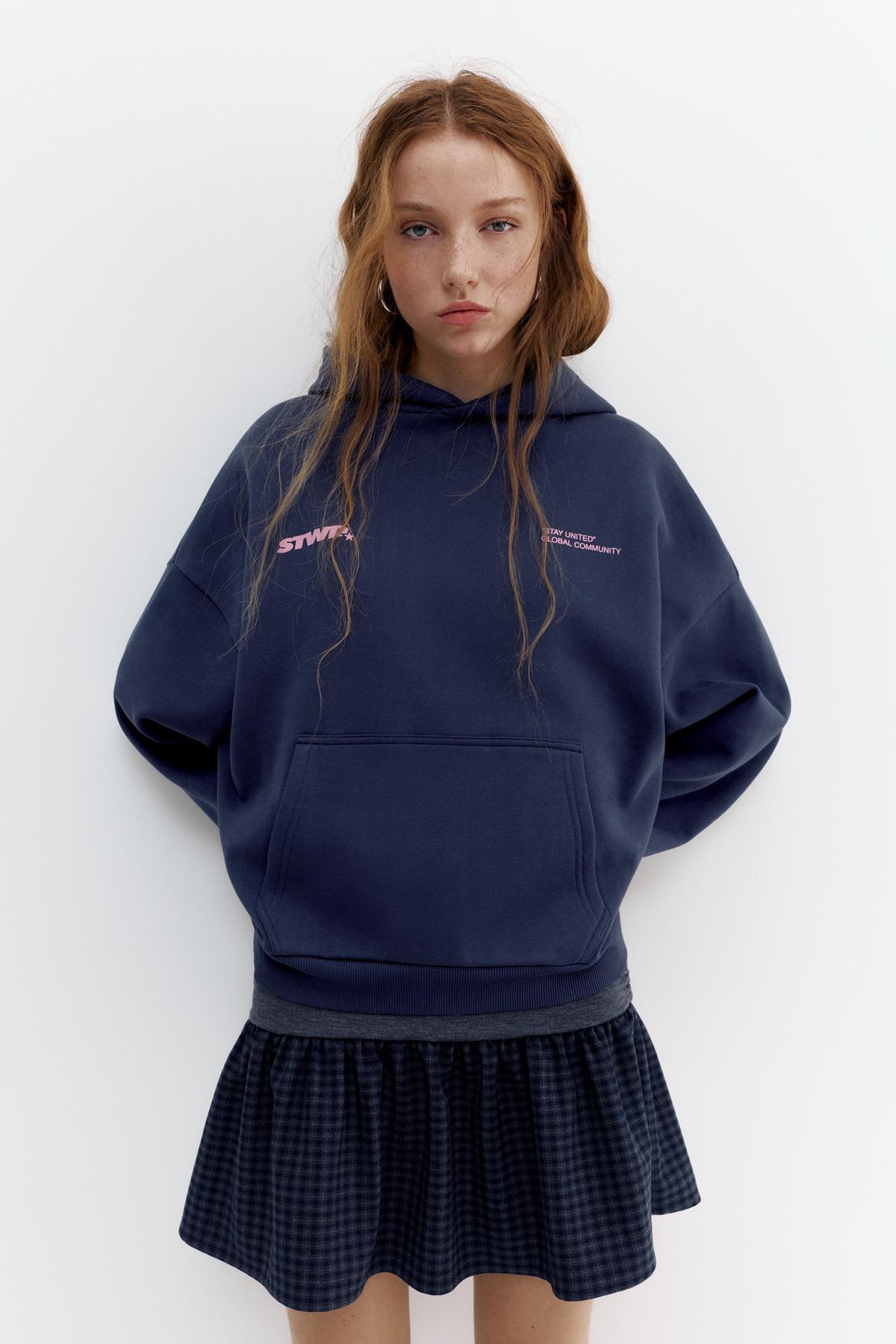 Pull & Bear  Kapüşonlu STWD yıldız sweatshirt - Görsel 2