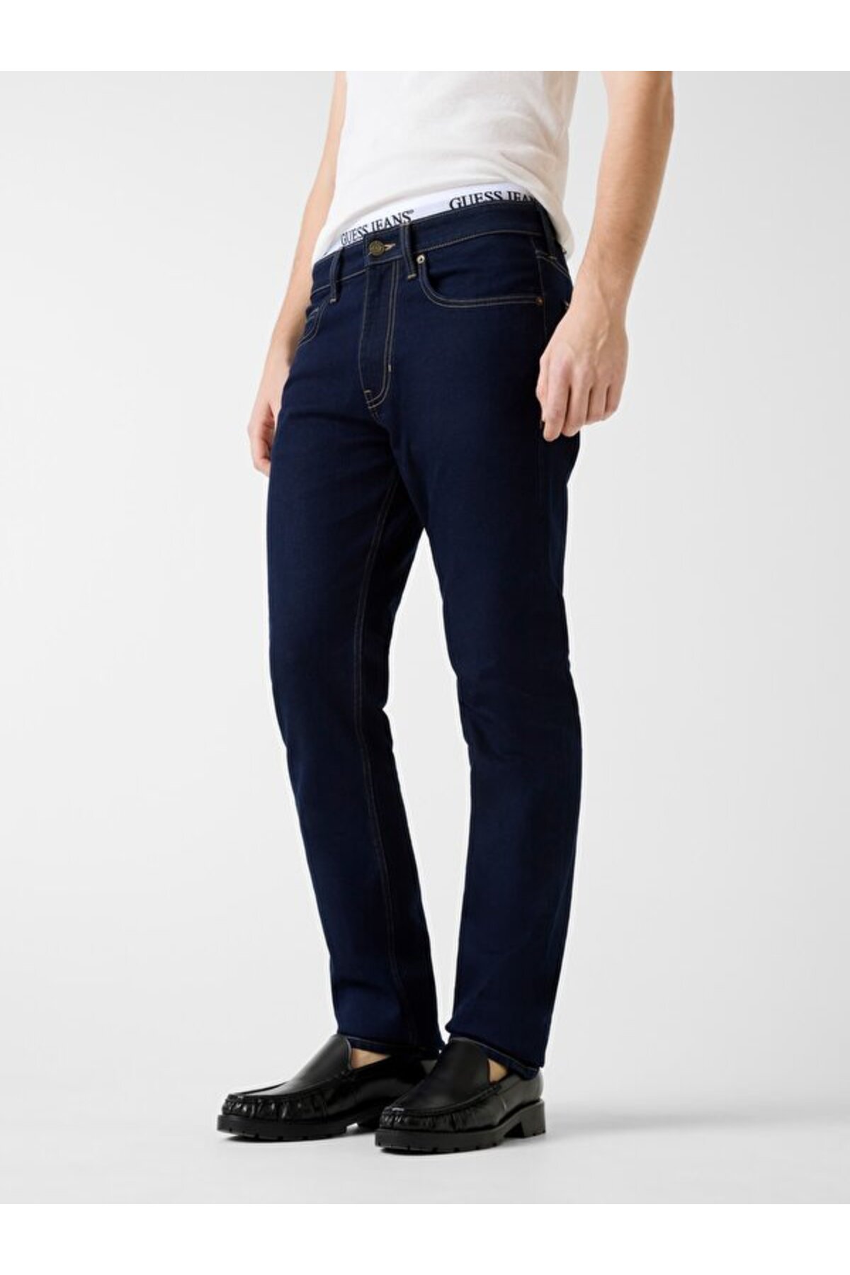شلوار جینمردانهGuess Jeansآبی