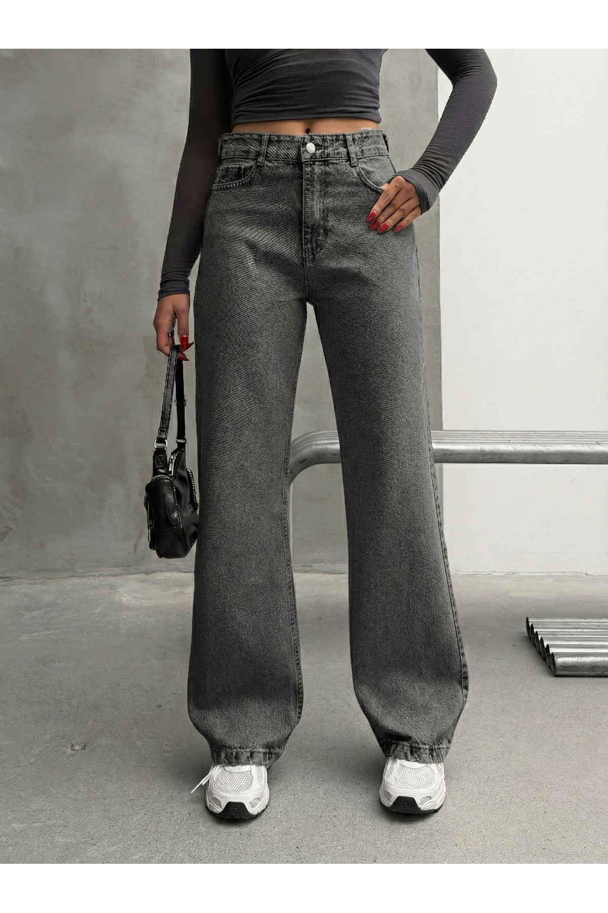 SNOW BLACK BELT EPAULETTE BACK POCKET G EMBROIDERED WIDE LEG JEANS