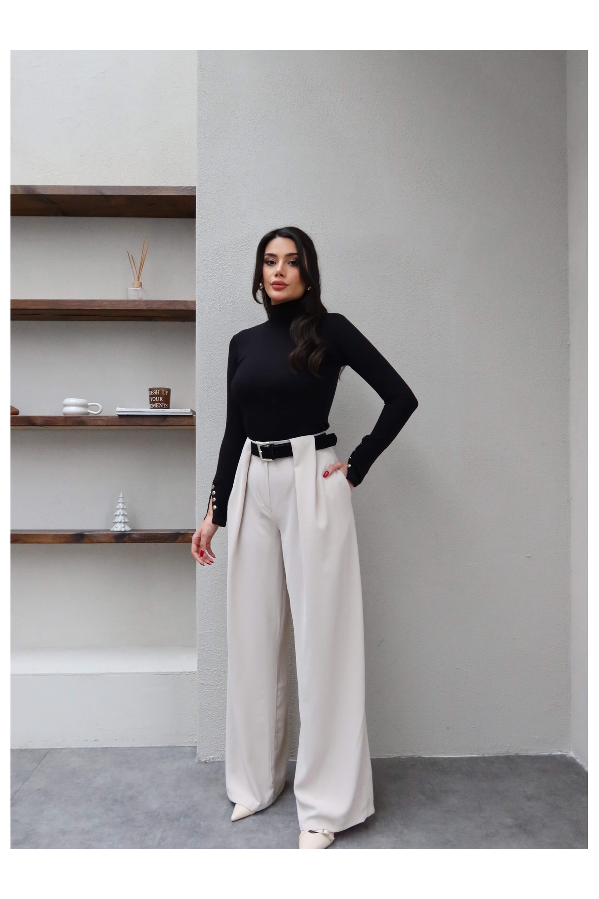 ESRAHELVACI  Köprü Detaylı Kemerli Palazzo Pantolon - Görsel 2