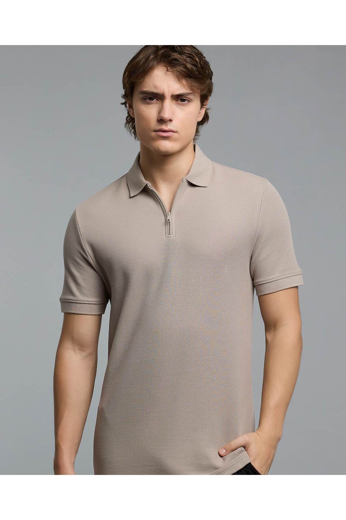 R&B Textured Polo T-Shirt With Short Sleeves