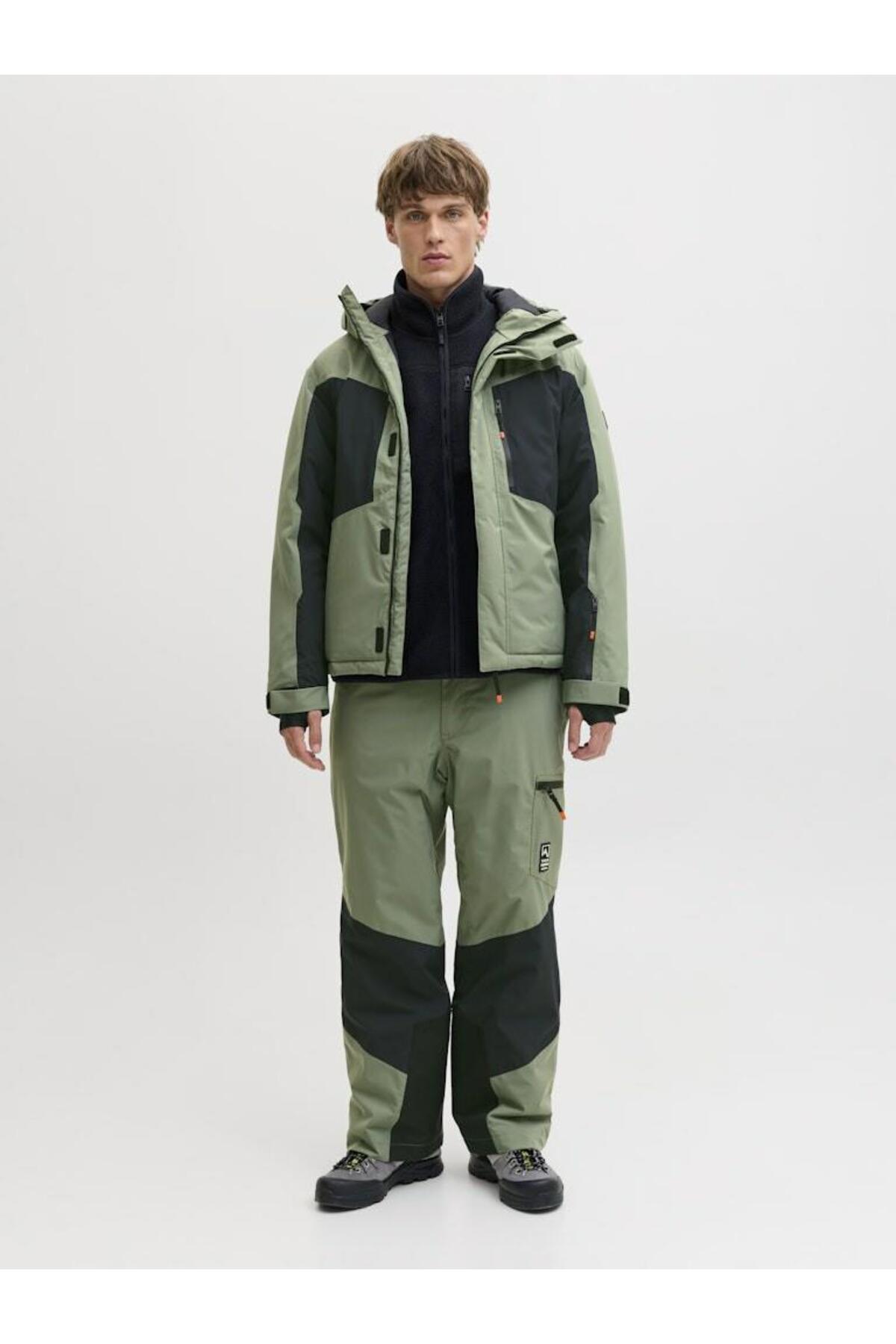 کت مردانه راسته آستین بلند | جک اند جونز Jack & Jones 12284649-Laurel Wre - تصویر 2
