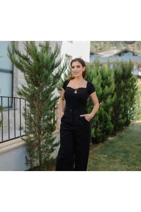 Selenin Elbiseleri Kalp Yaka Siyah Bluz