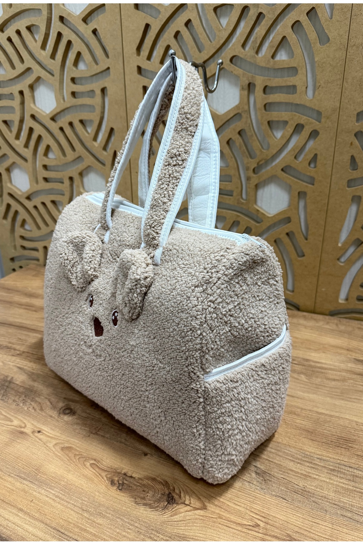 Mini Chics Peluş Kumaş Ayı Nakışlı Bebek Taşıma Çanta & Anne Çanta fotoğrafı 5 (önizleme)