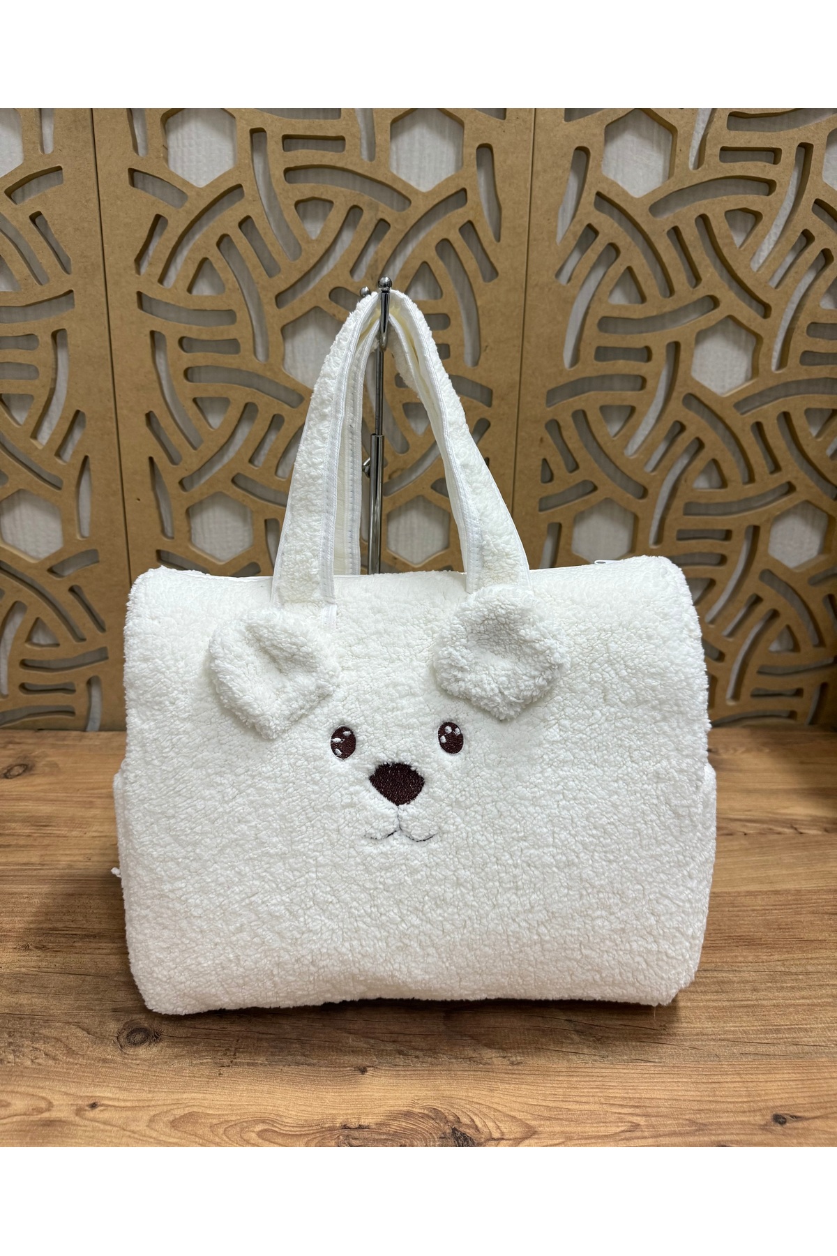 Mini Chics Peluş Kumaş Ayı Nakışlı Bebek Taşıma Çanta & Anne Çanta fotoğrafı 3 (önizleme)