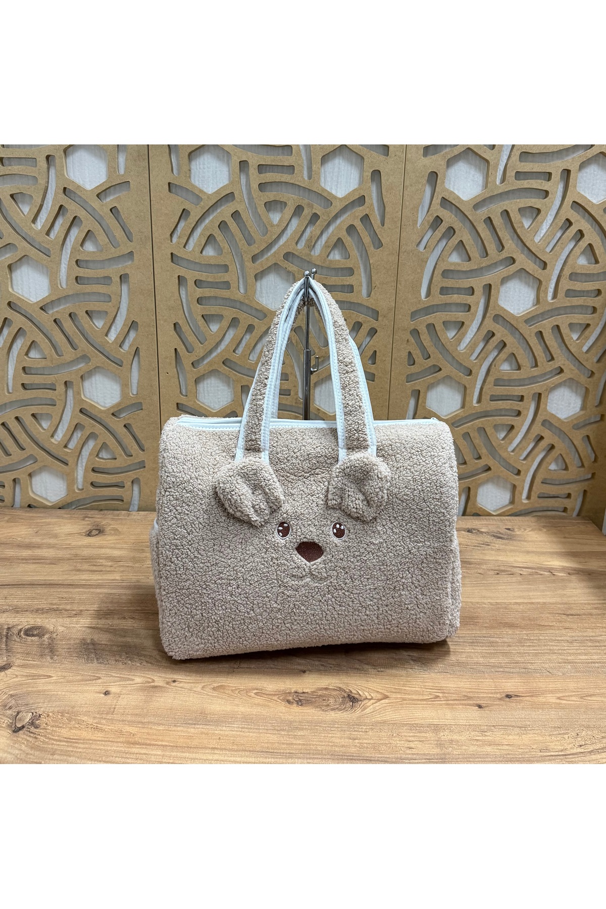 Mini Chics Peluş Kumaş Ayı Nakışlı Bebek Taşıma Çanta & Anne Çanta fotoğrafı 4 (önizleme)