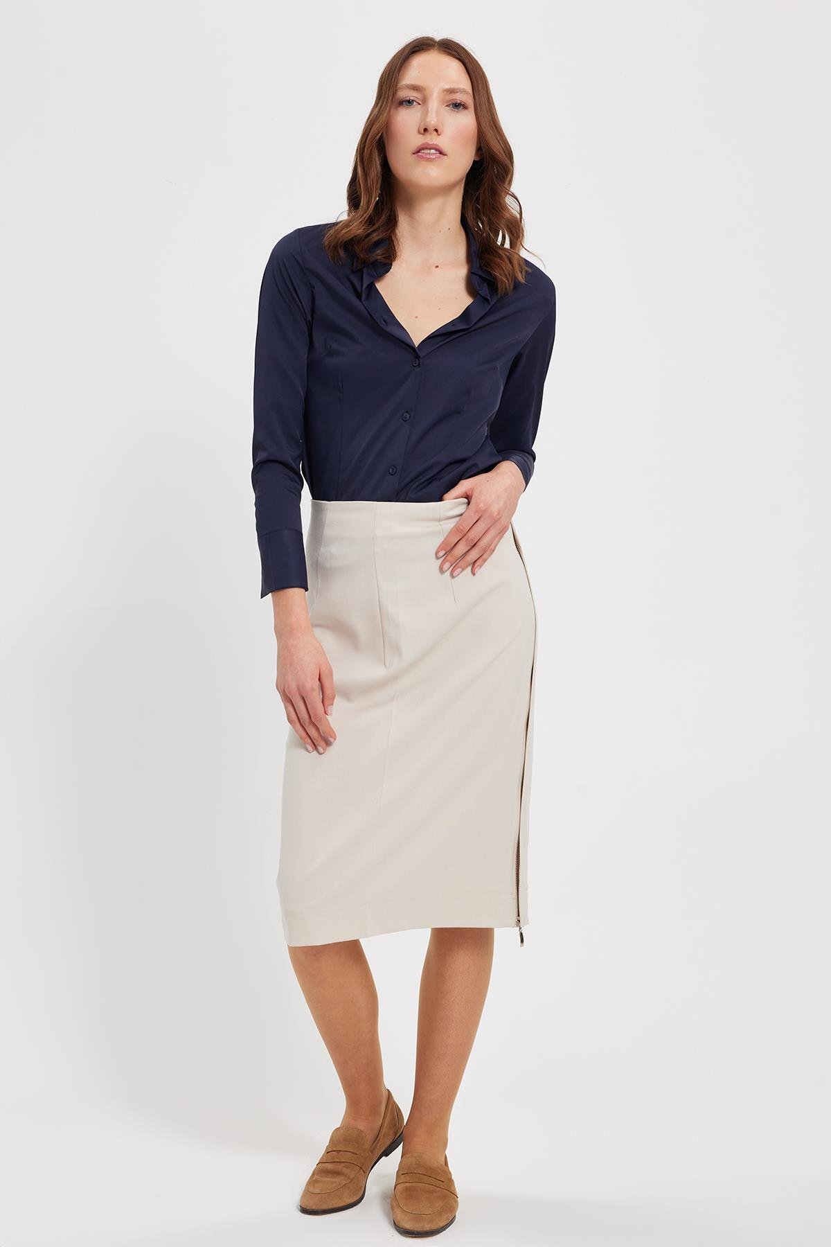 Tudors  Kadın Slim Fit Dar Kesim Klasik Yaka Uzun Kollu Lacivert Gömlek - Görsel 3