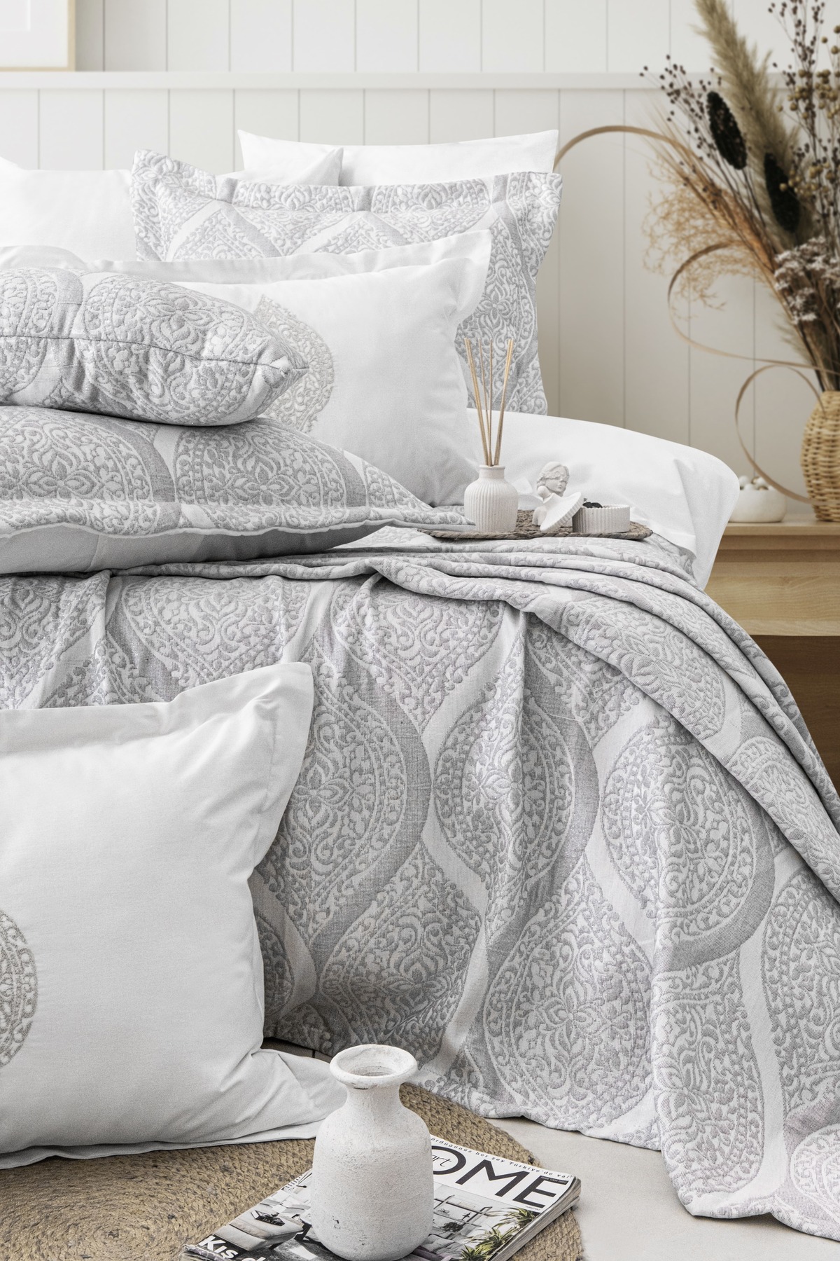 Calantha Home Collection Alison 8 Parça Çift Kişilik Çeyiz Seti