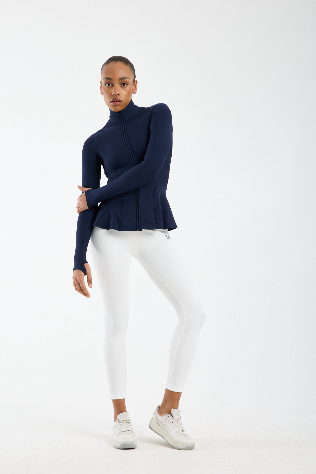 TheyYou Peplum Kesim Tesettür Spor Ceket, Fermuarlı & Parmak Geçmeli