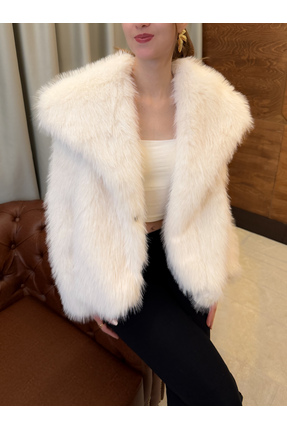 Milora Kadın Beyaz Cep Detaylı Kürk Ceket
