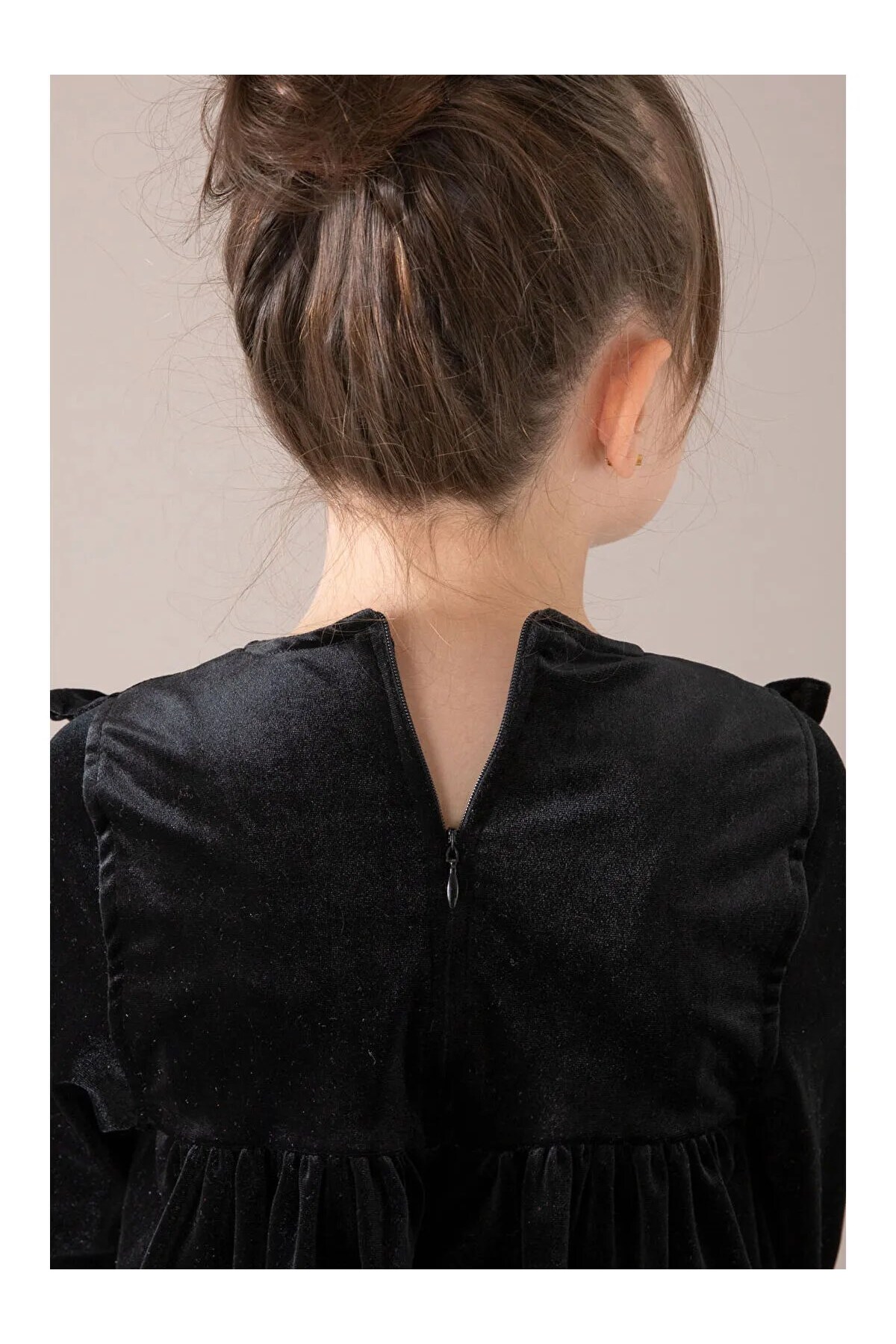 Ege Bebek Kız Çocuk 4-5-6-7-8 Yaş Mevsimlik Gül Detaylı Kadife Elbise, Bayramlık Elbise R2428 fotoğrafı 5 (önizleme)