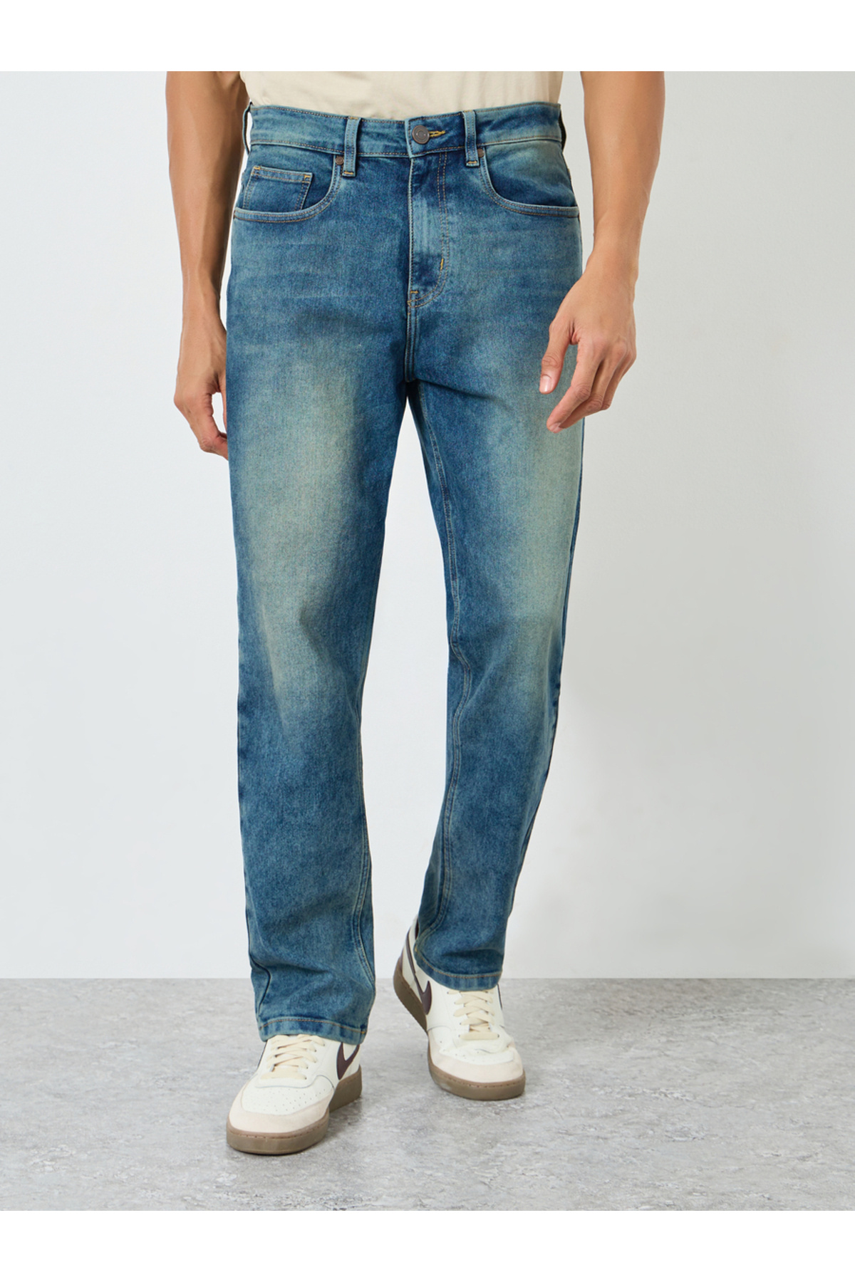 Styli Men Light Blue Mid Wash Relaxed Fit Jeans