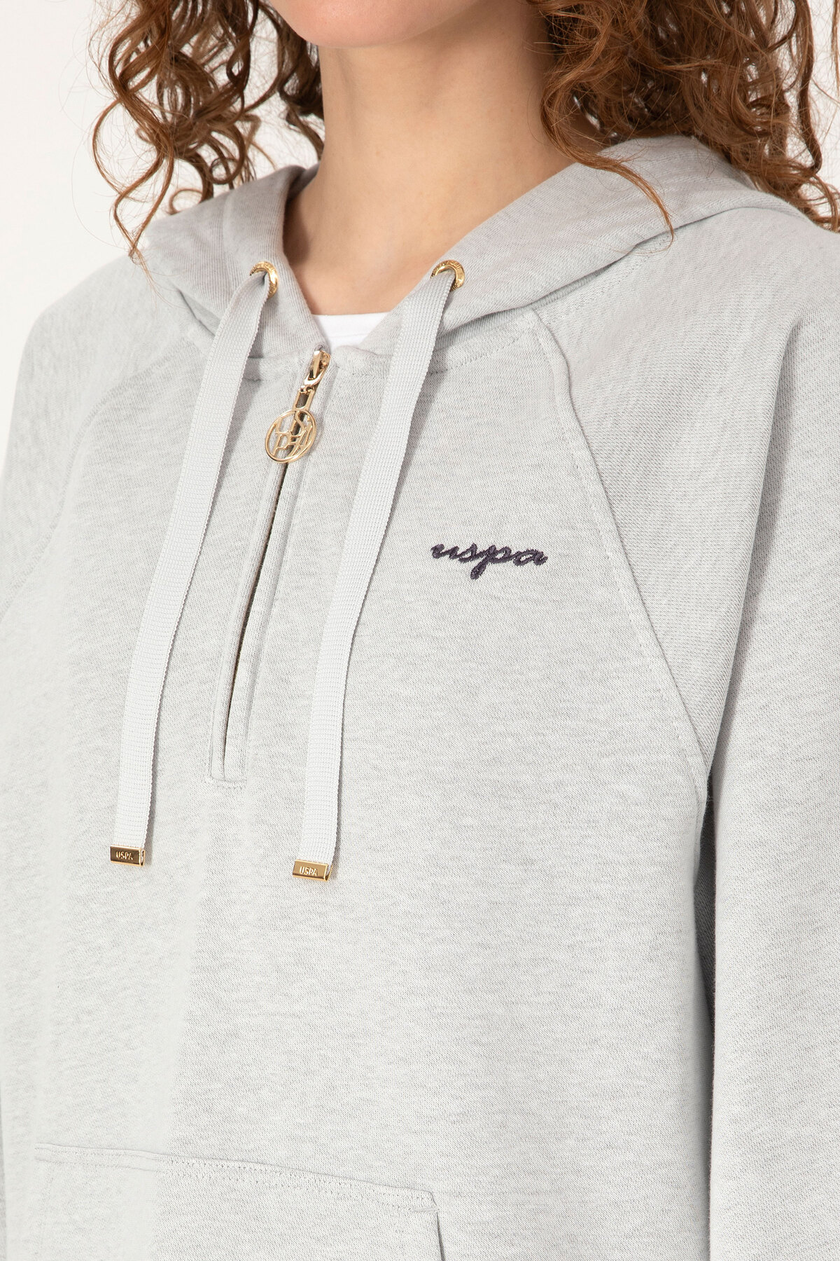 U.S. Polo Assn. Kadın Gri Melanj Kapüşonlu Yarım Fermuarlı Basic Sweatshirt 50319959-VR086 görsel 7
