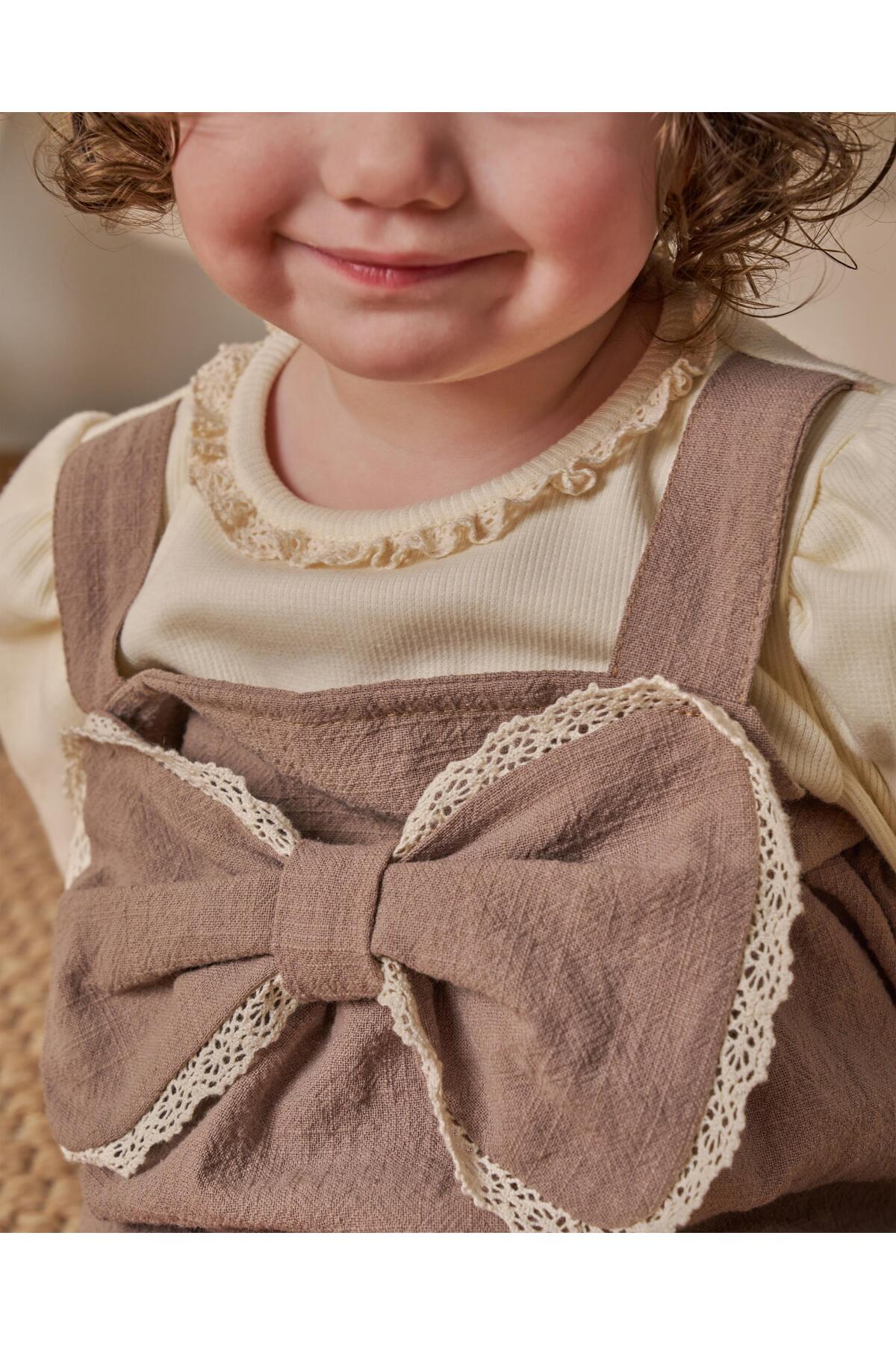 Magu Kız Bebek Pamuklu Kahverengi Fiyonk Detaylı Salopet Elbise fotoğrafı 6 (önizleme)