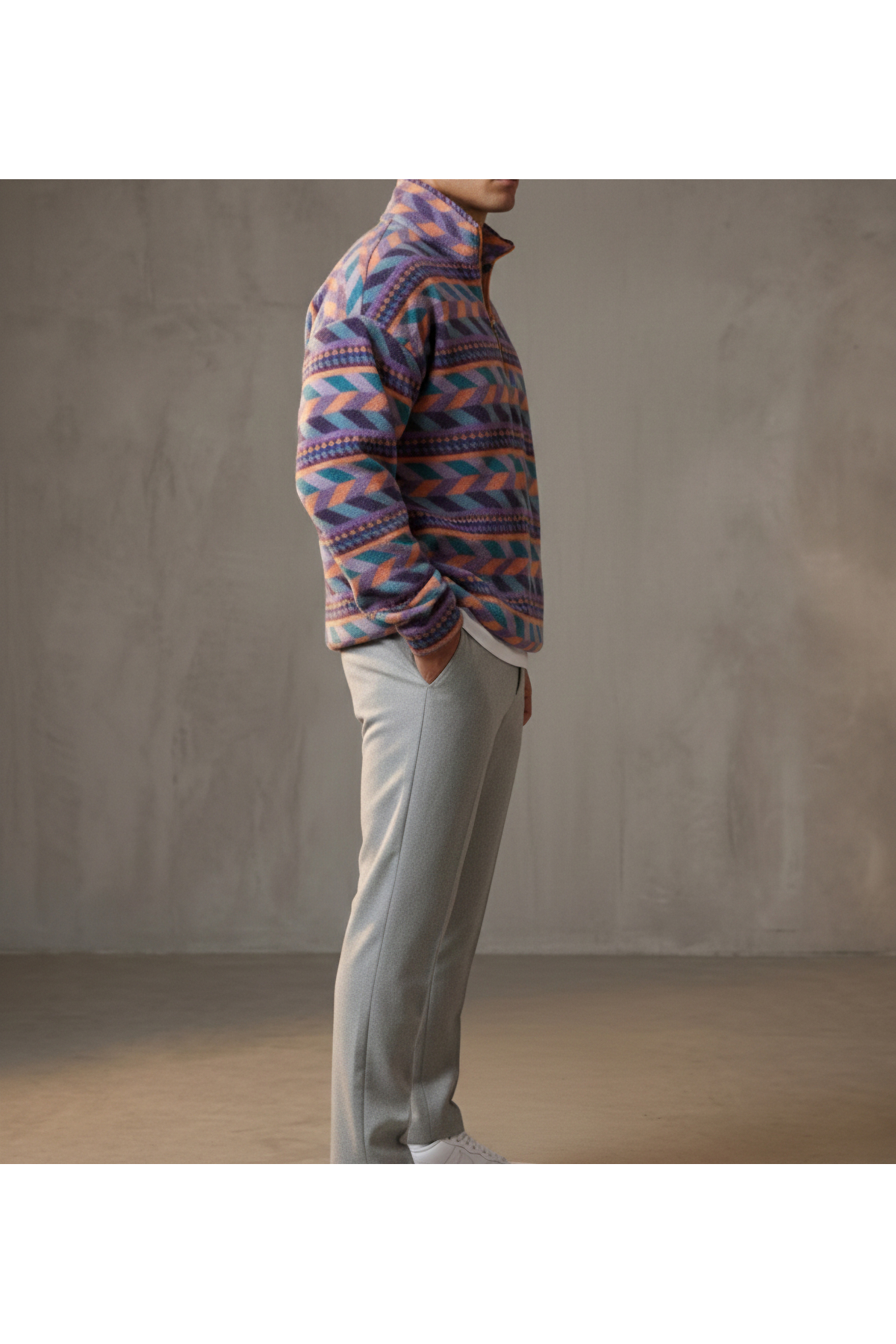 Çok Renkli Etnik Desen Yarım Fermuarlı Oversize Sweatshirt — رنگارنگ SWT-6743 — تصویر 3 از 3