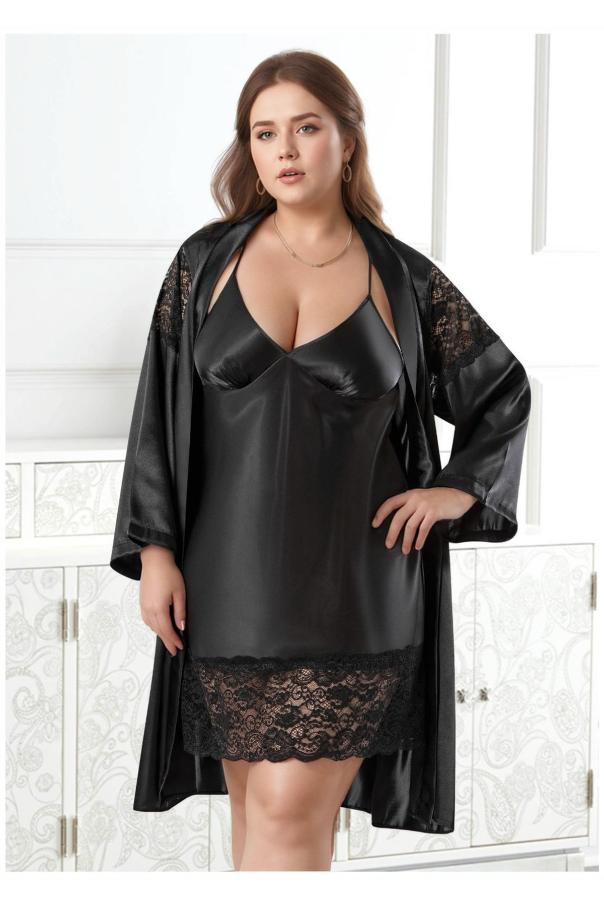 The Avenue Büyük Beden Saten Gecelik Sabahlık Takımı - Siyah Dantel Detaylı 2'li Plus Size 2'li Set