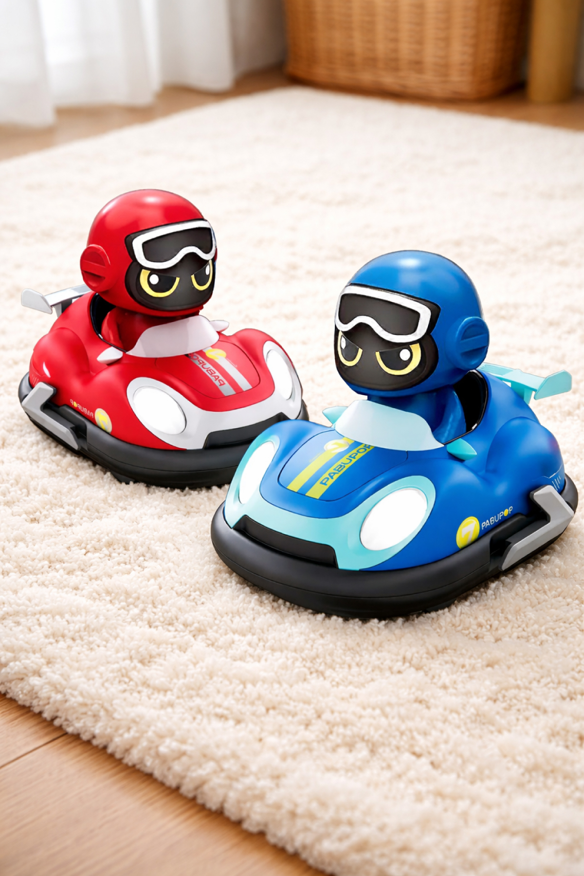 Smartfox Uzaktan Kumandalı Çarpışan Araba Seti 2’li – Işıklı Müzikli USB Şarjlı Oyuncak Araba fotoğrafı 6 (önizleme)