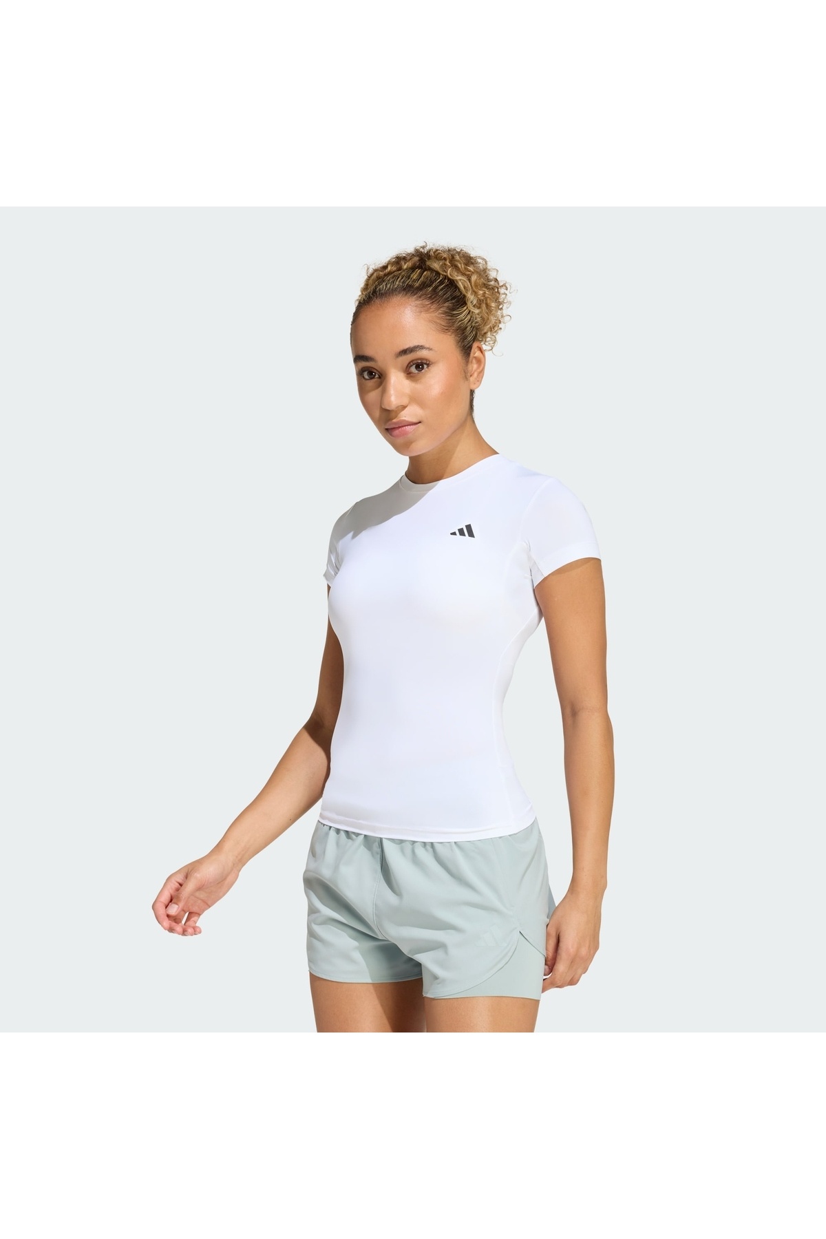 adidas Power Essentials Workout Beyaz Kadın T-Shirt JZ3312