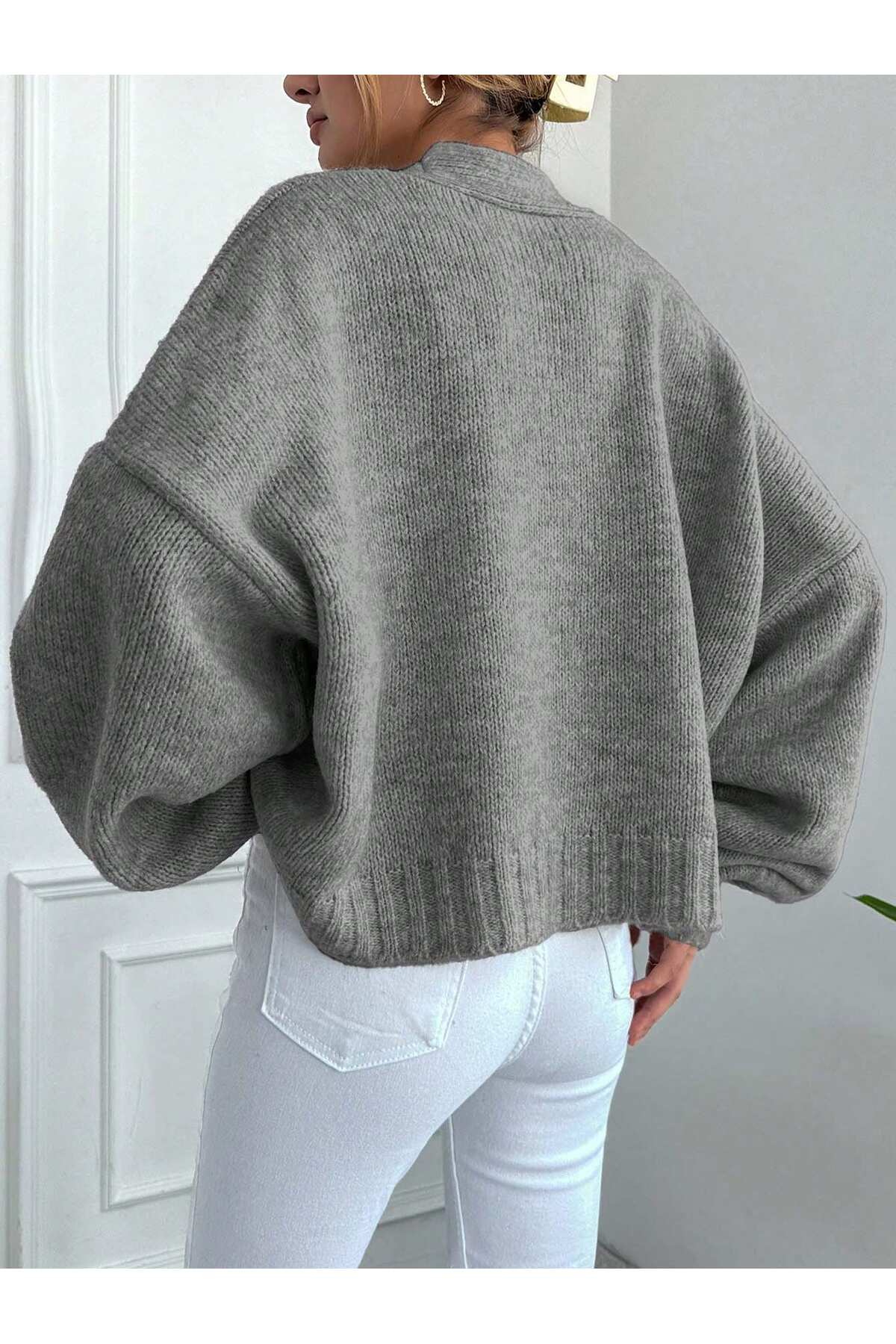 ALTINER TRİKO  KADIN GRİ RENK OVERSİZE TRİKO HIRKA - Görsel 3
