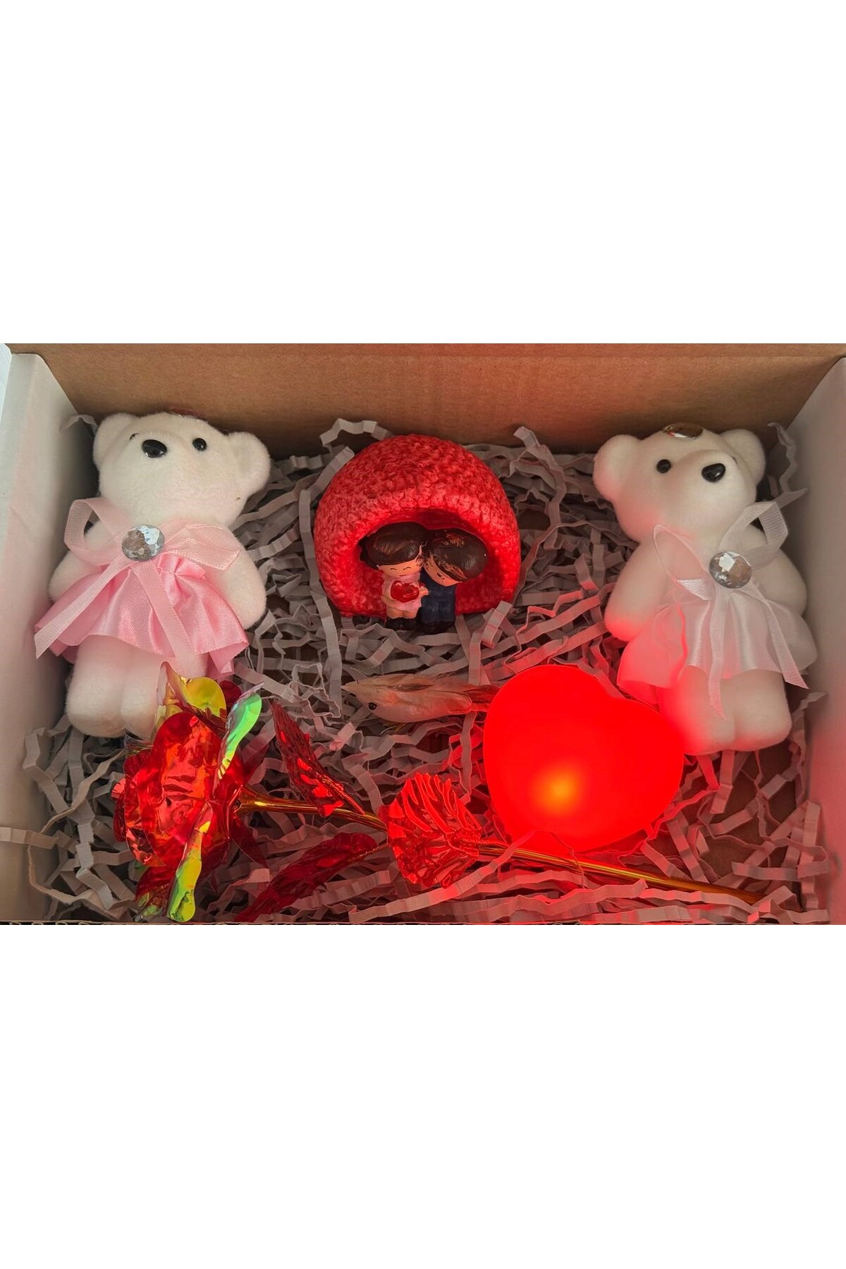 14 Şubat Sevgililer Günü Özel Hediye Kutusu Solmayan Gül, Işıklı Kalp, Ayıcık & Romantik Aşk Seti