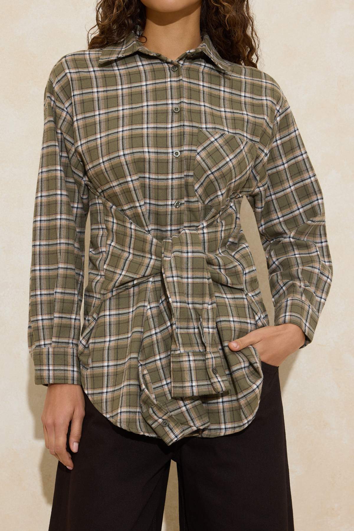 Trendyolmilla  Yeşil Ekoseli Belden Bağlamalı Flanel Gömlek TWOAW26GO00156 - Görsel 3