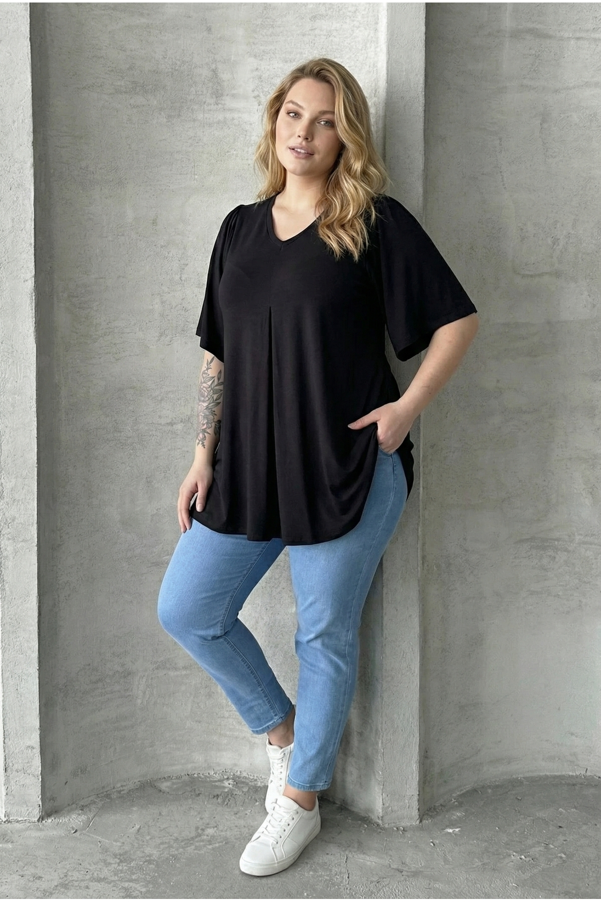 Stil Diva  Büyük Beden V Yaka Desensiz Asimetrik Kesim Likralı Bluz 320315 - Görsel 3