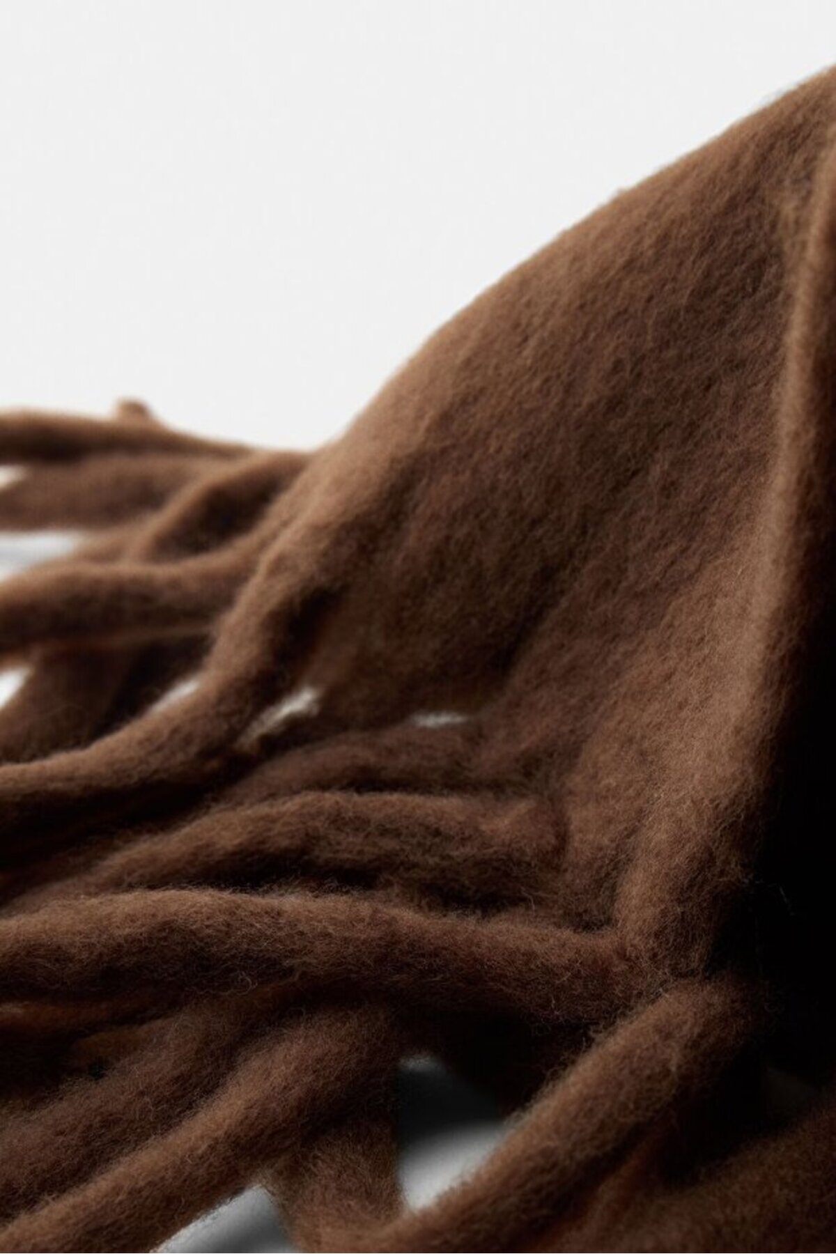 Bermody  Puffy Kahverengi Yumuşak Dokulu Kadın Atkı Şal Omuz Şalı 50 x 190 cm Sevgililer Günü - Görsel 2