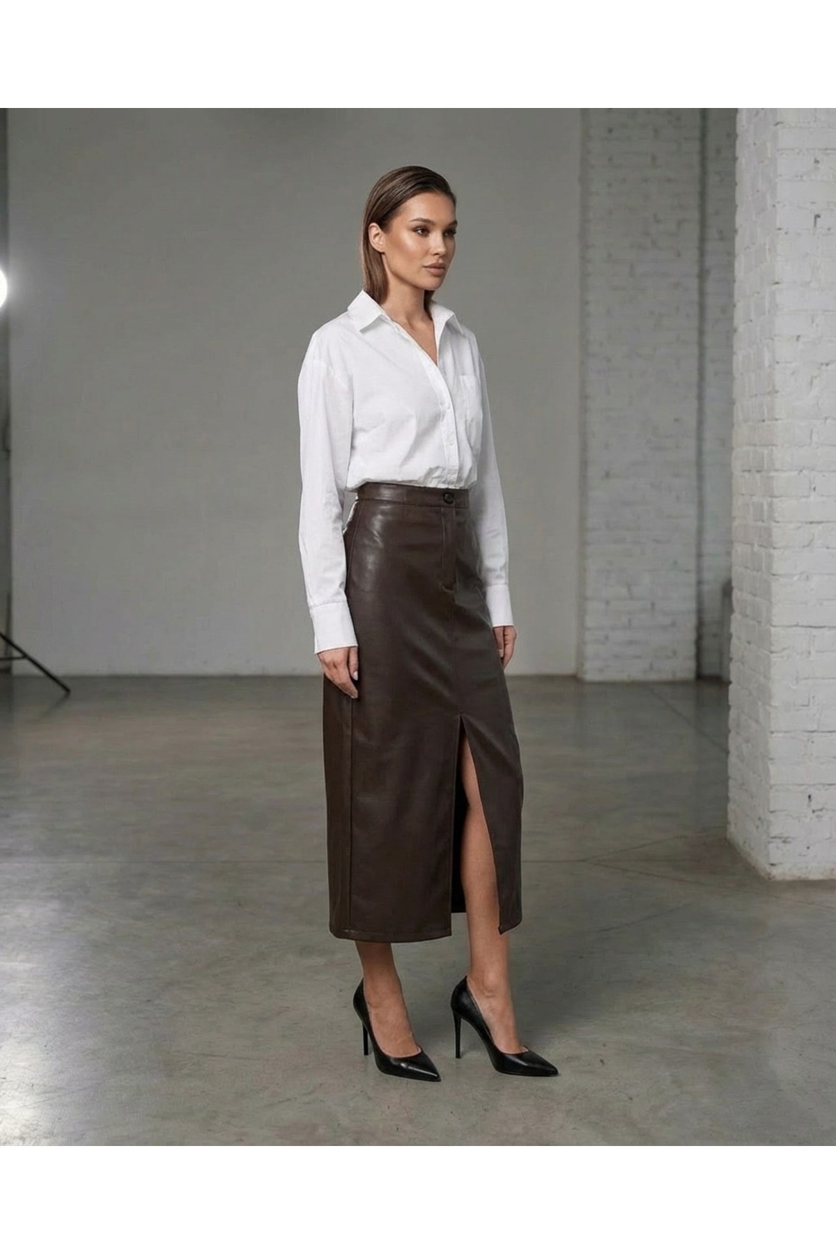 Grenj Fashion  Kahverengi Yırtmaçlı Suni Deri Yüksek Bel Maxi Etek - Görsel 4