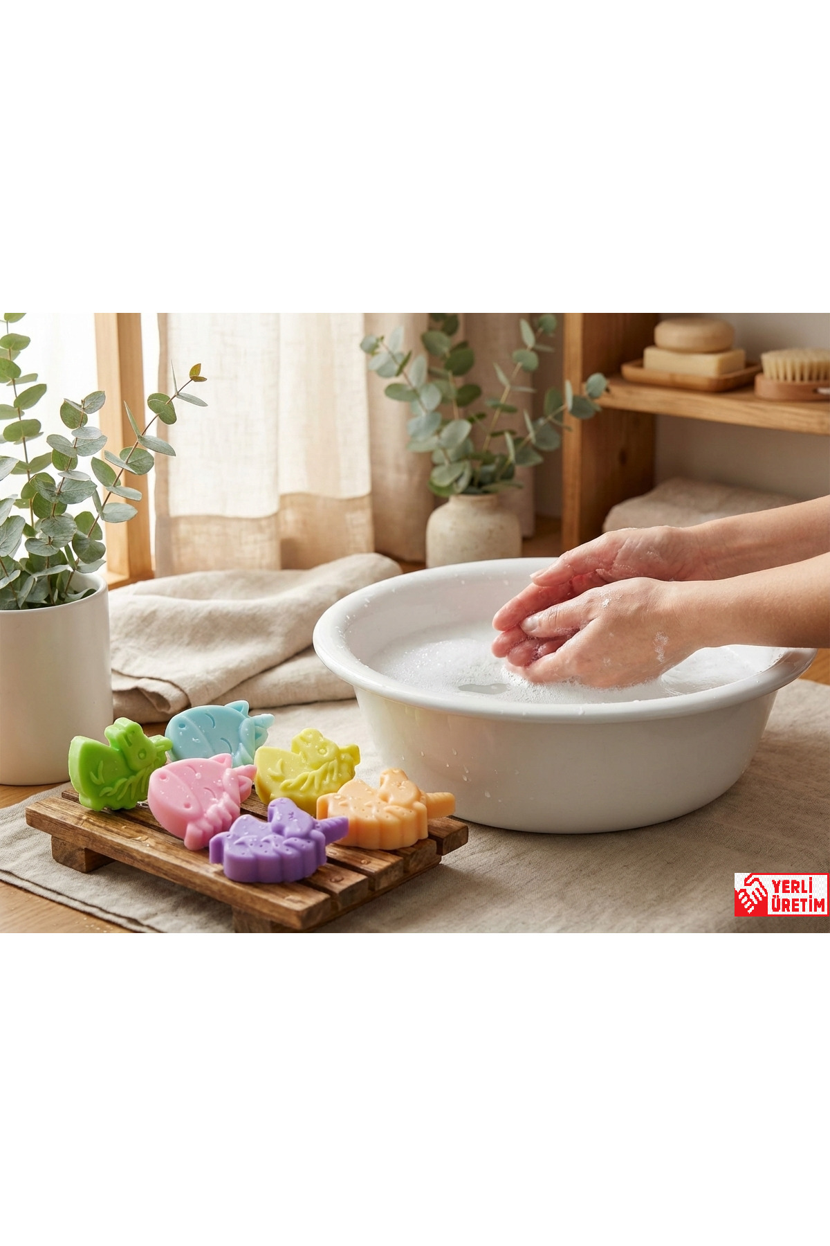 Chikopy El Yıkama Sabunu Unicorn Şekilli Çilek Kokulu – Çocuklar İçin Sabun - Kumbara Kutu Hediyeli - 6 adet fotoğrafı 4 (önizleme)