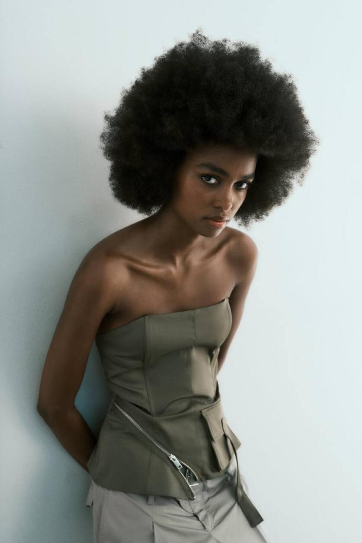 Alien 1979  Kadın Straplez Kuşaklı Korse Bluz – Şık ve Modern Tasarım - Görsel 6