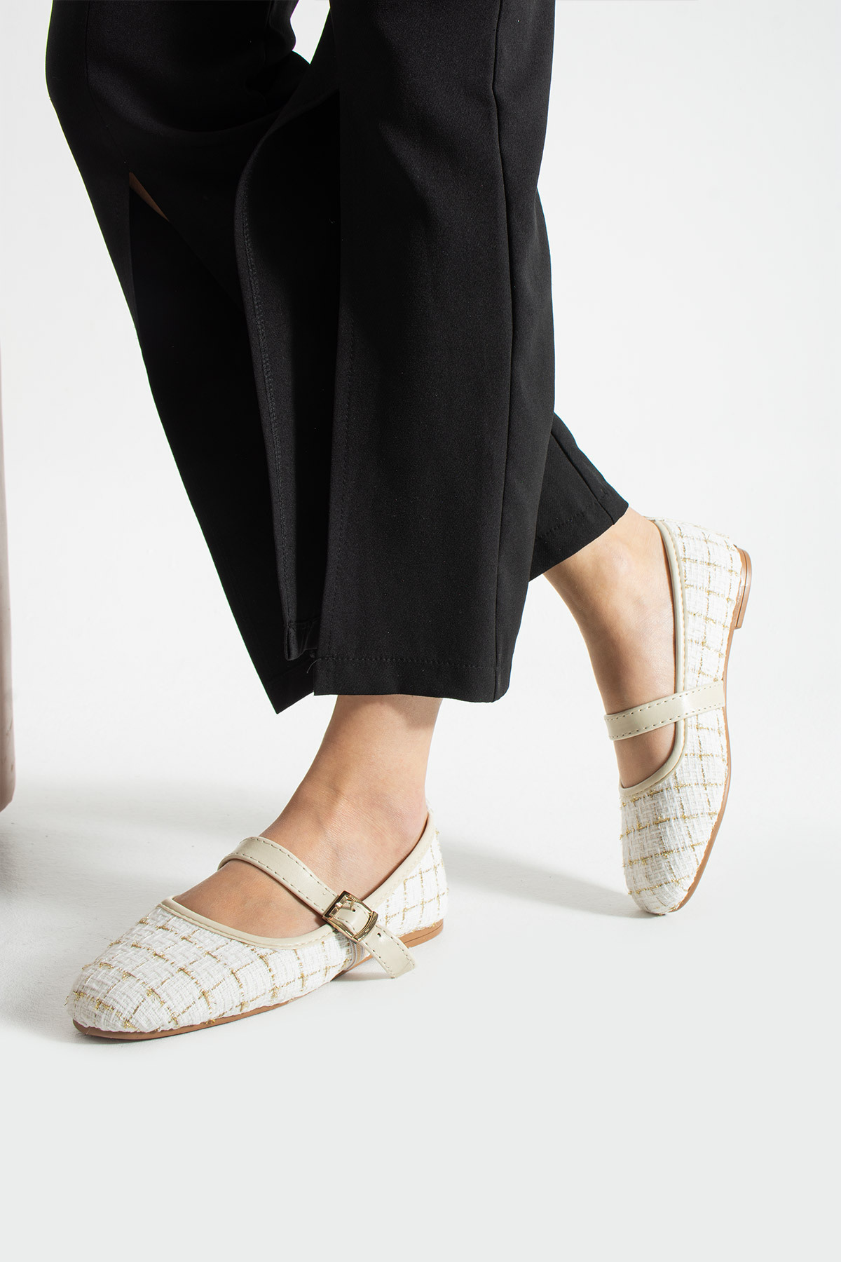 star shoes  Beyaz Tüvit Kumaş Kadın Babet Şık Tokalı Ortopedik Taban Günlük Ayakkabı - Görsel 4