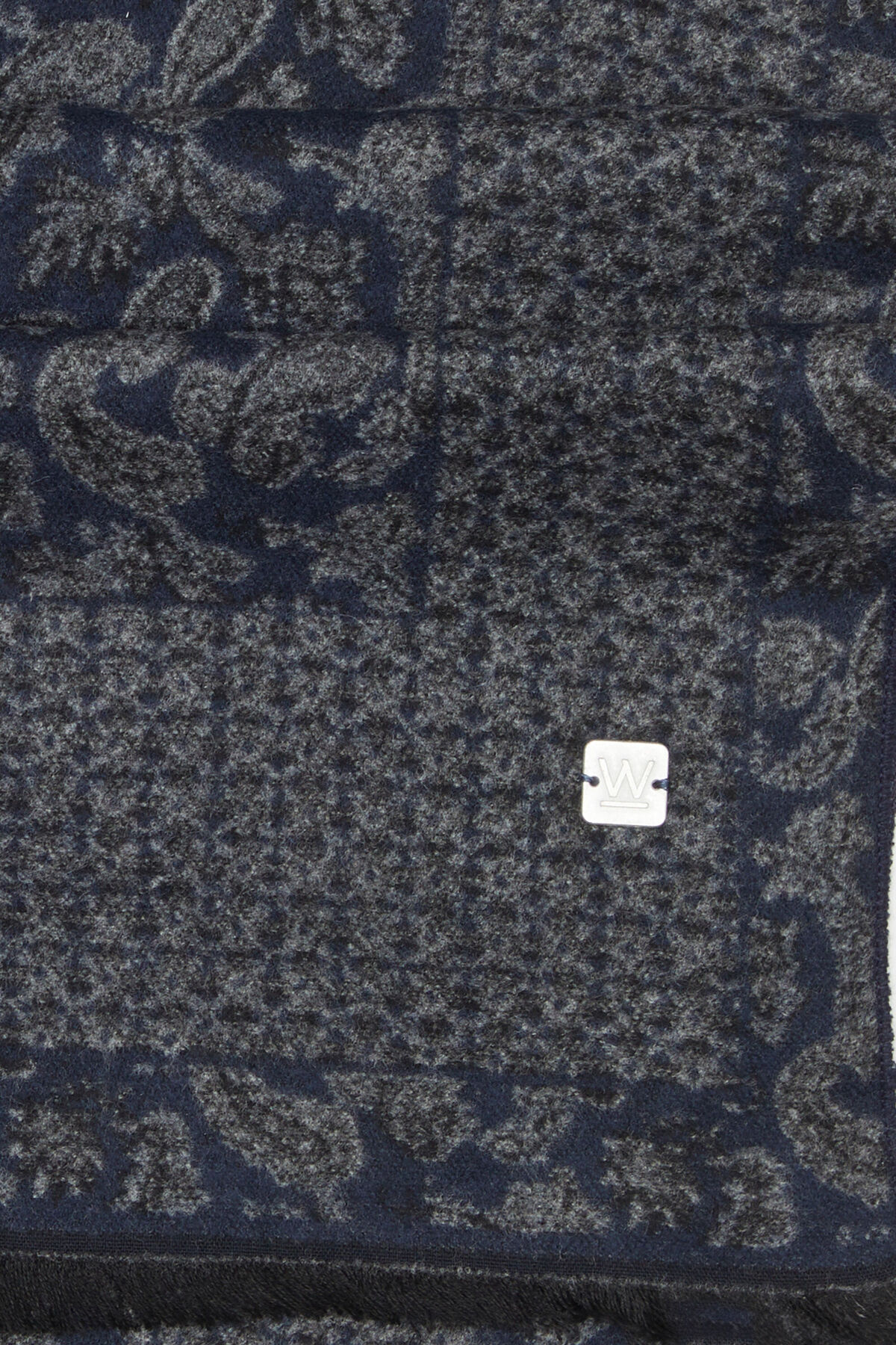 W Collection Şal Desenli Kaşkol görsel 2