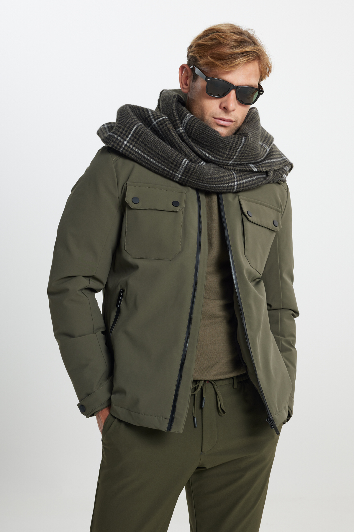 Men's Khaki Thermometer Standard Fit Normal Cut Bulge Hooded Inflatable Coat with Side Pockets