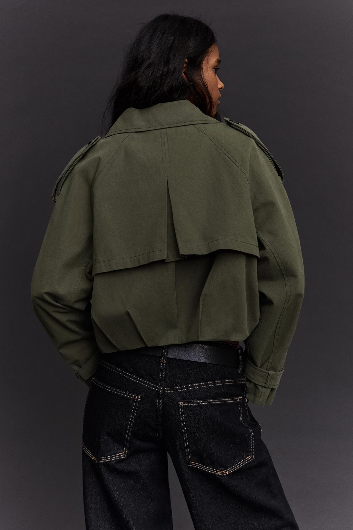 Bershka  Kısa balon efektli trençkot ceket - Görsel 3