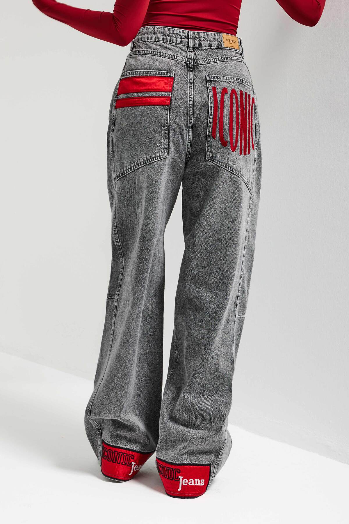 it's basic  Kadın Gri Renk 4s6-13 Mega Baggy Fit Paça ve Cep Detaylı Özel Tasarım Denim Jean - Görsel 4