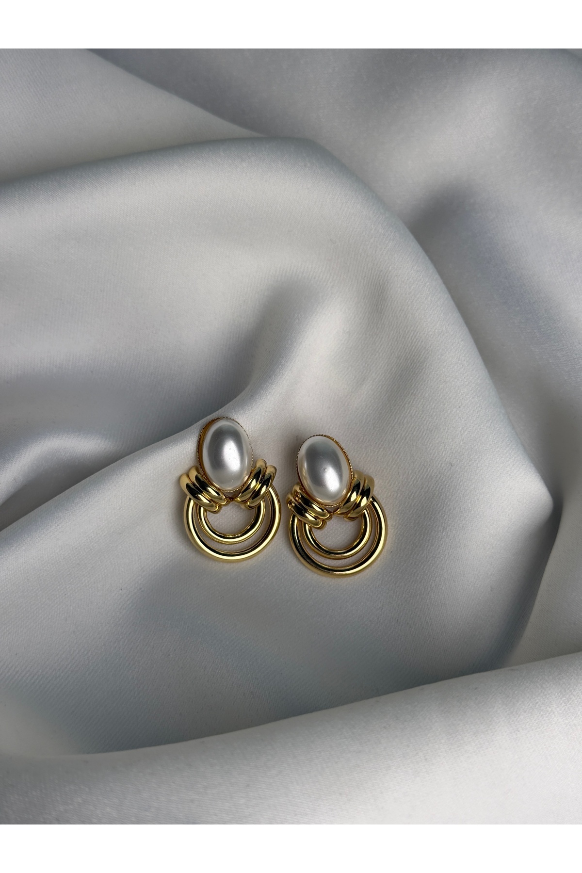 Modern Vintage Taş Tasarım Küpe